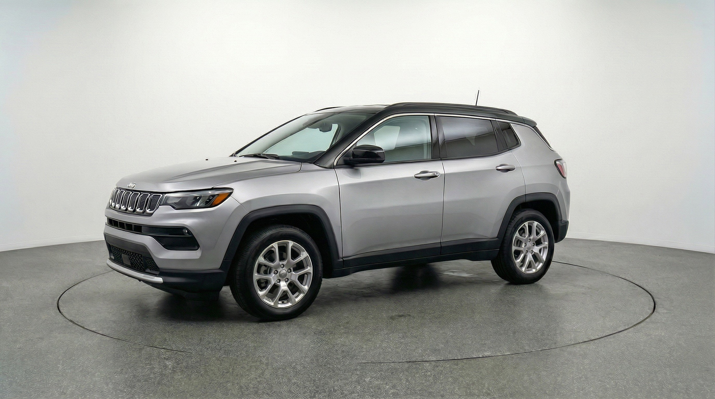 Thumbnail: 2025 Jeep Compass - 3
