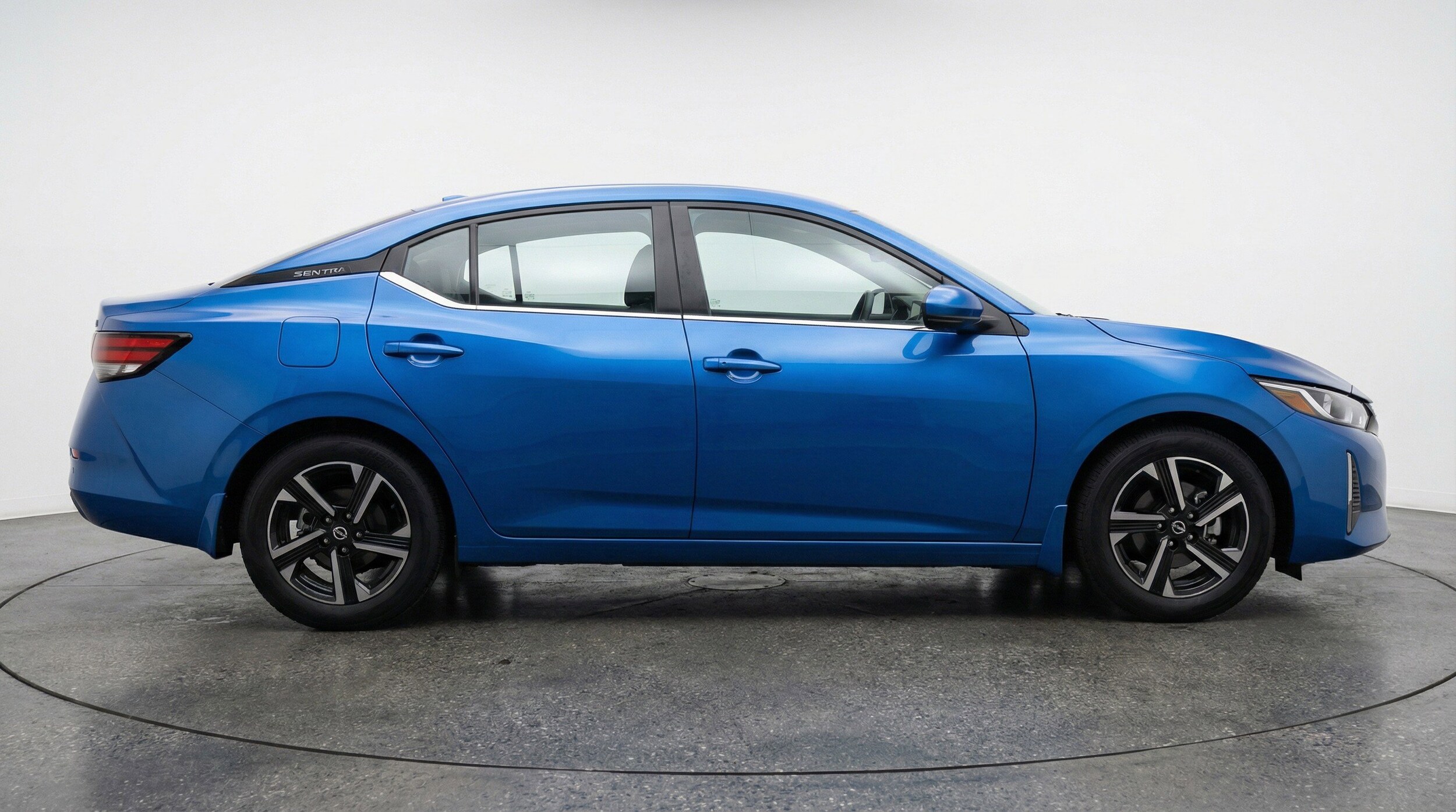 Thumbnail: 2025 Nissan Sentra - 11