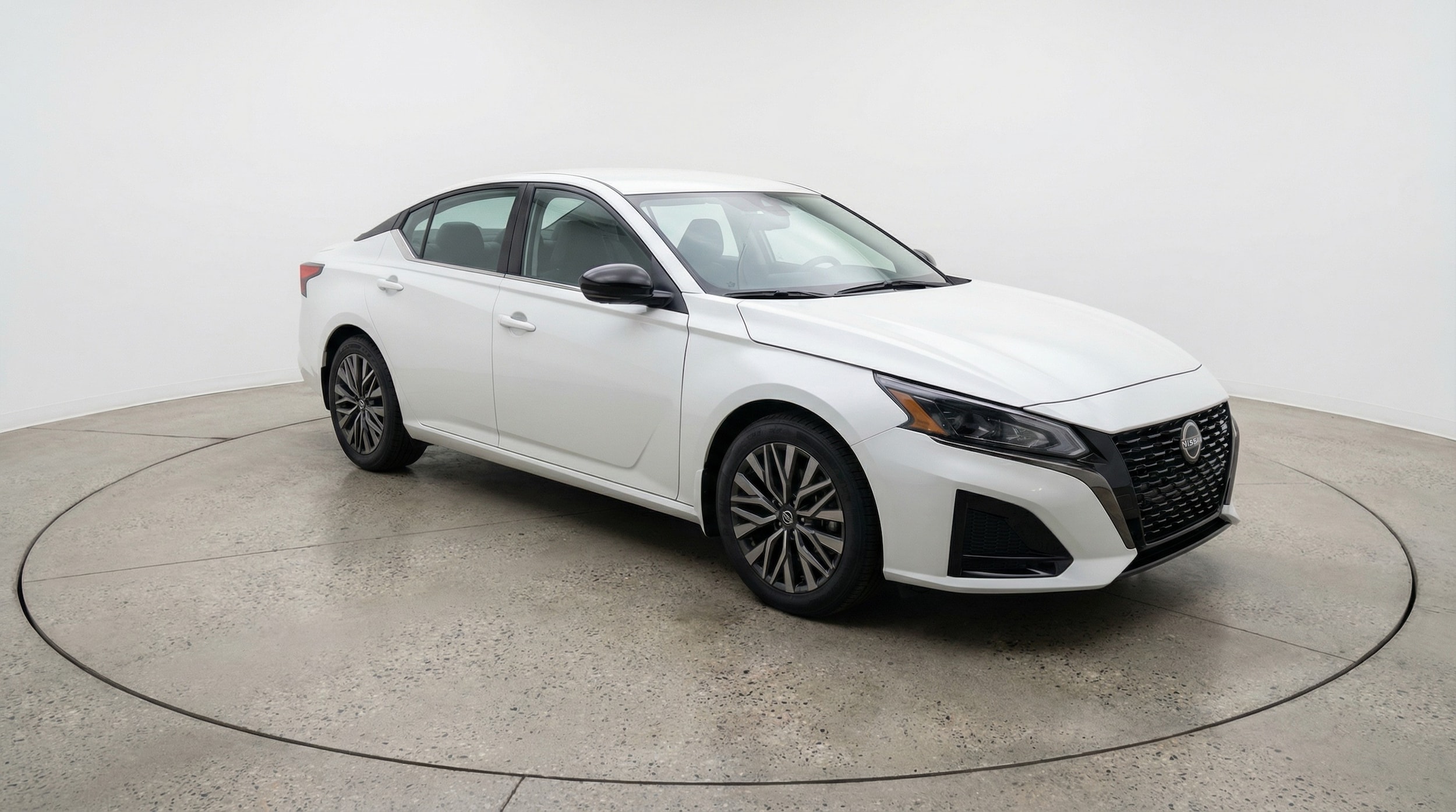 2025 Nissan Altima 2.5 SV FWD