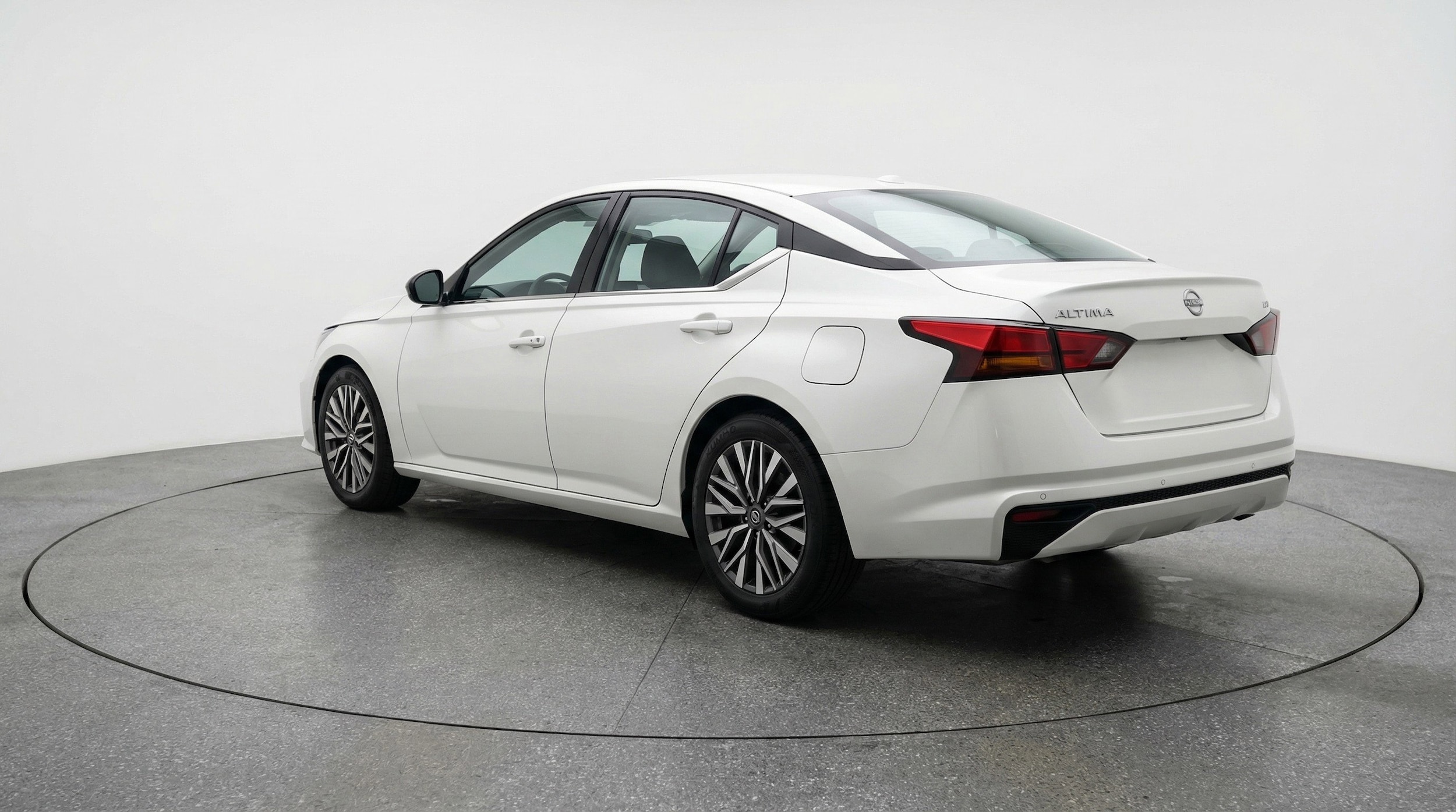 Thumbnail: 2025 Nissan Altima - 6