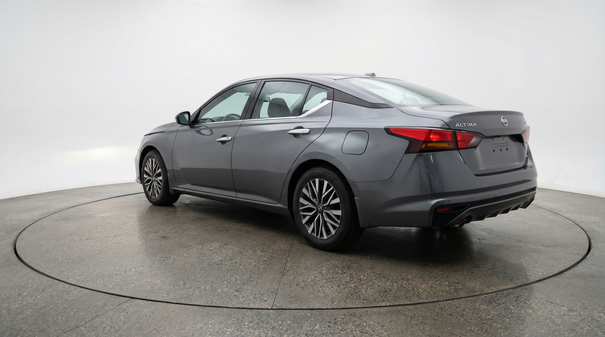 Thumbnail: 2025 Nissan Altima - 5