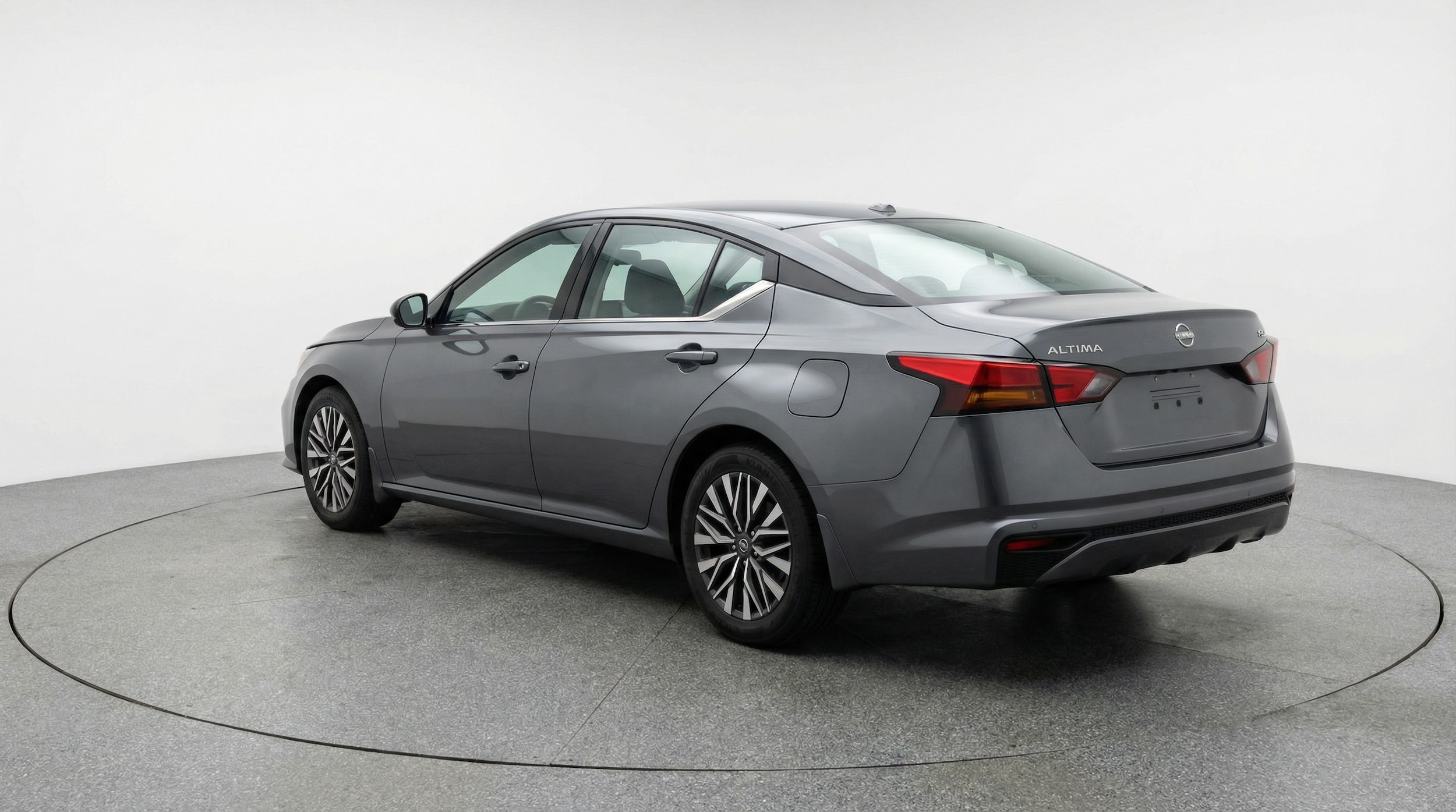 Thumbnail: 2025 Nissan Altima - 5