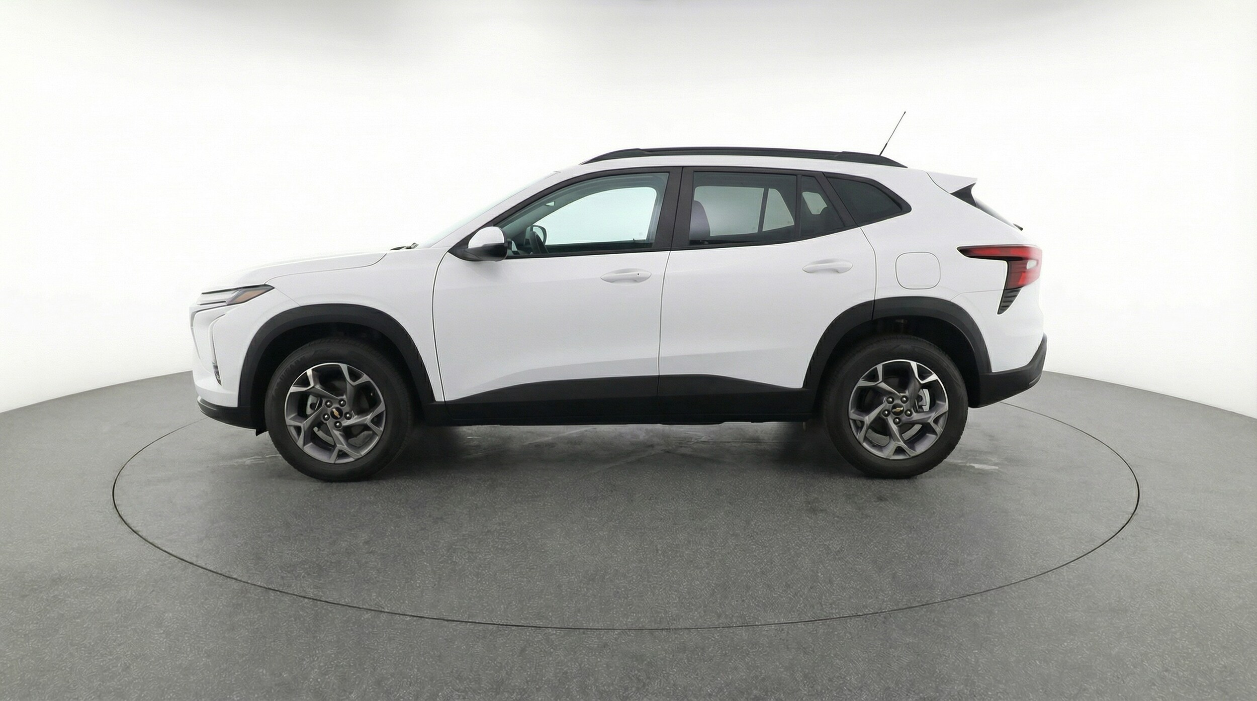 Thumbnail: 2025 Chevrolet Trax - 4