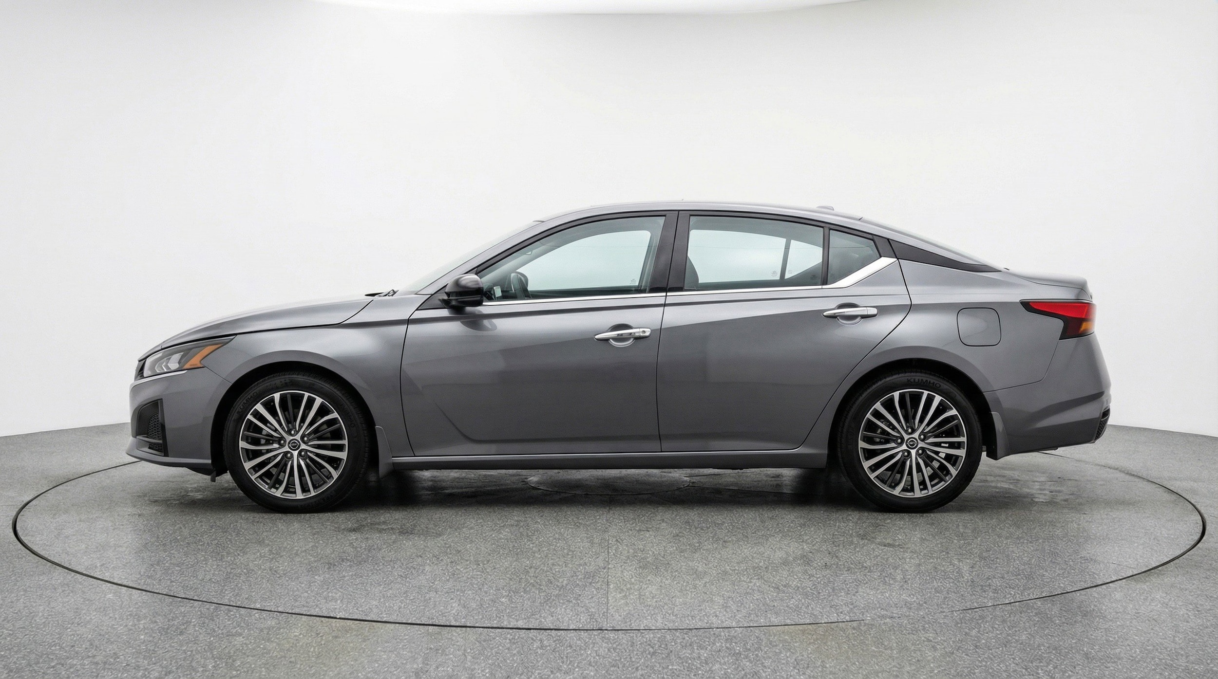 Thumbnail: 2025 Nissan Altima - 5