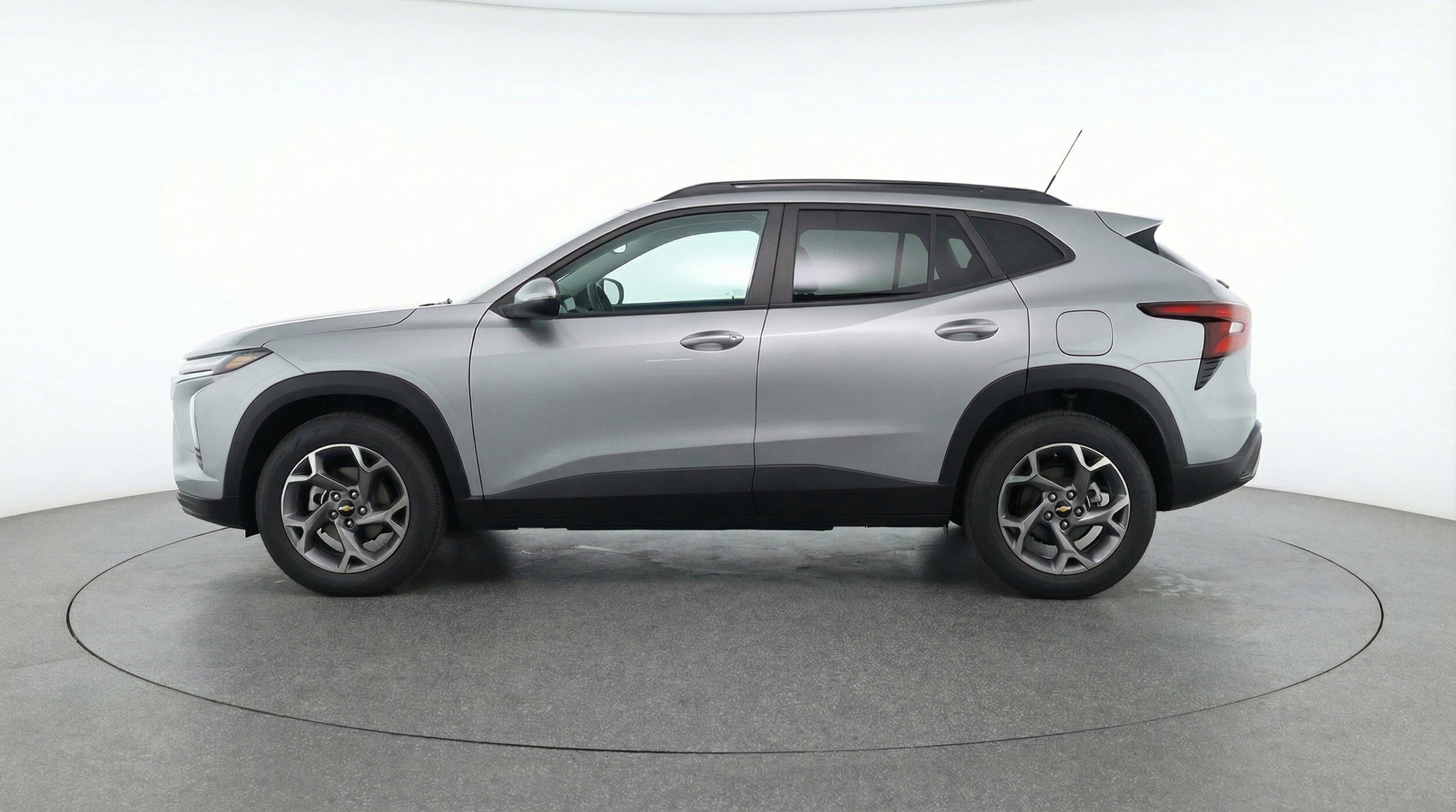 Thumbnail: 2025 Chevrolet Trax - 5