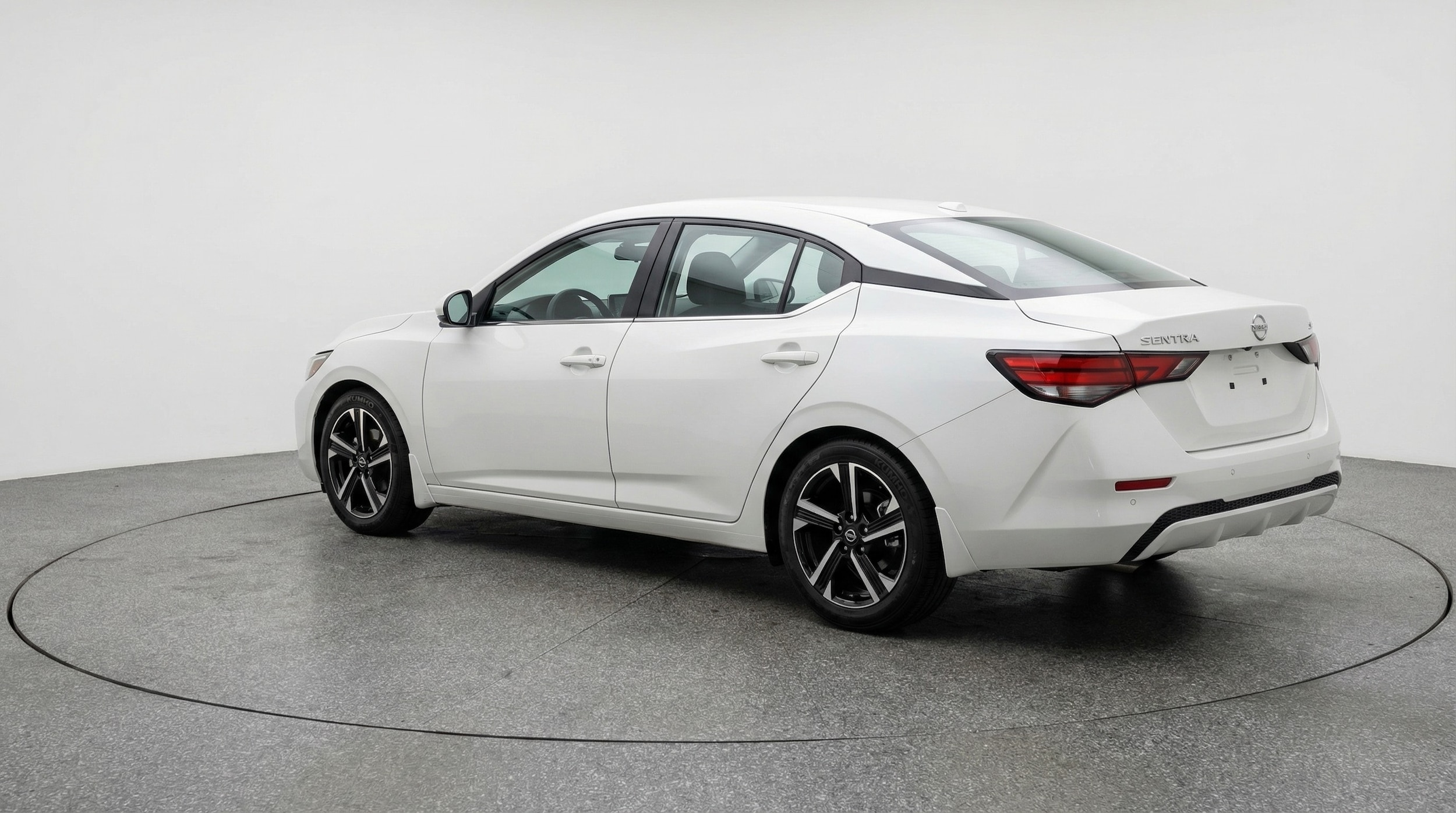 Thumbnail: 2025 Nissan Sentra - 5