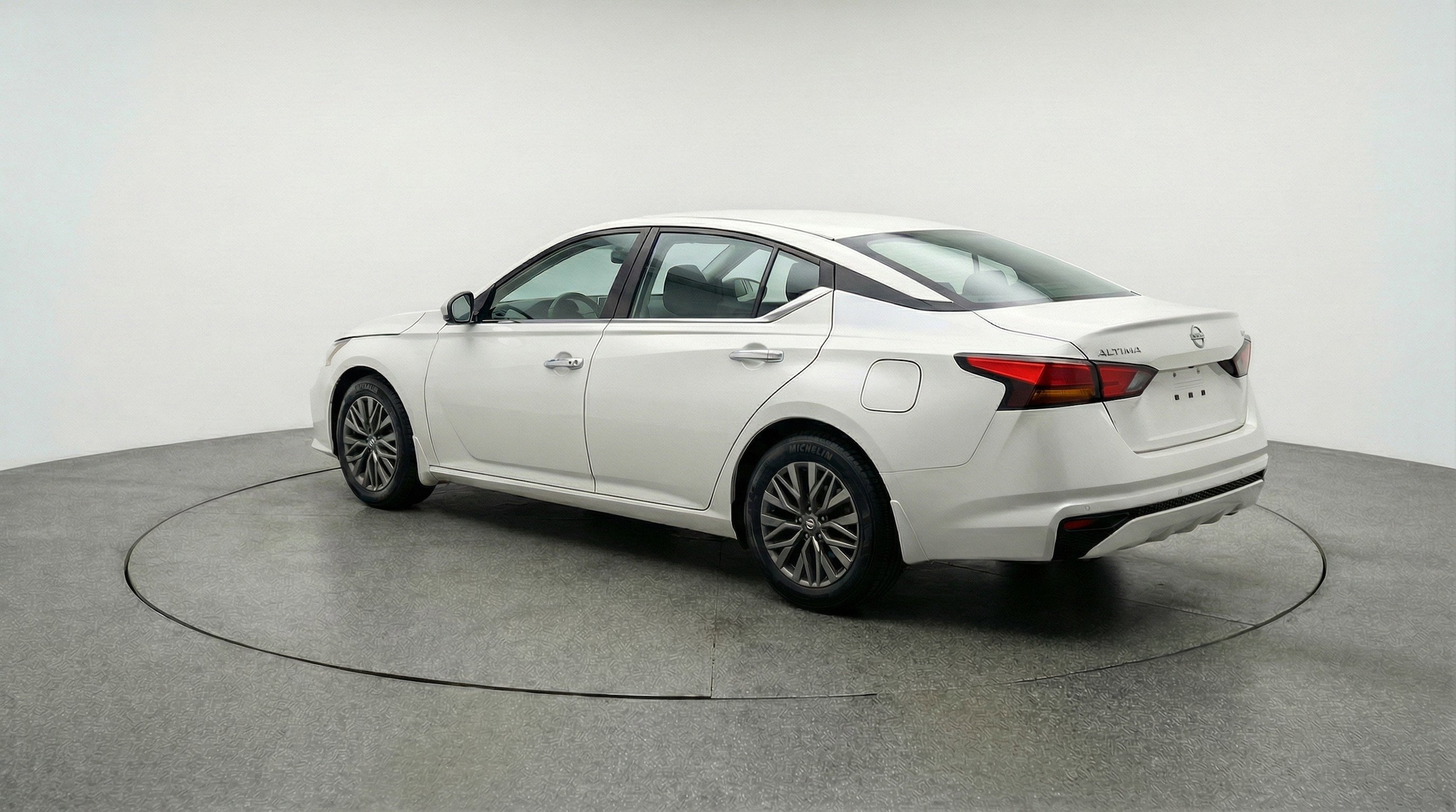 Thumbnail: 2025 Nissan Altima - 6