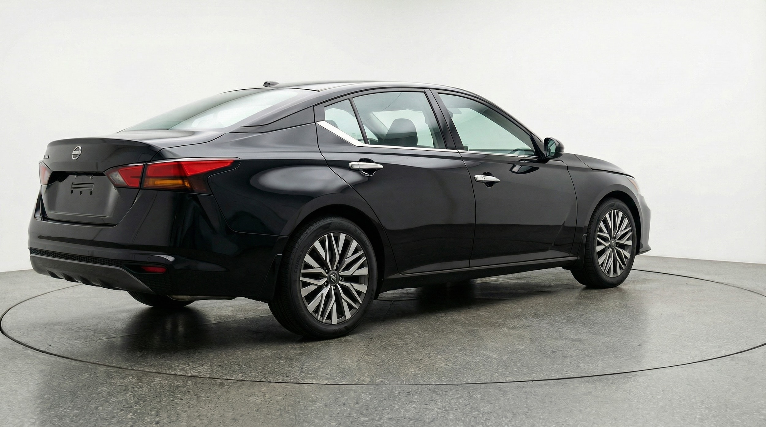 Thumbnail: 2025 Nissan Altima - 7