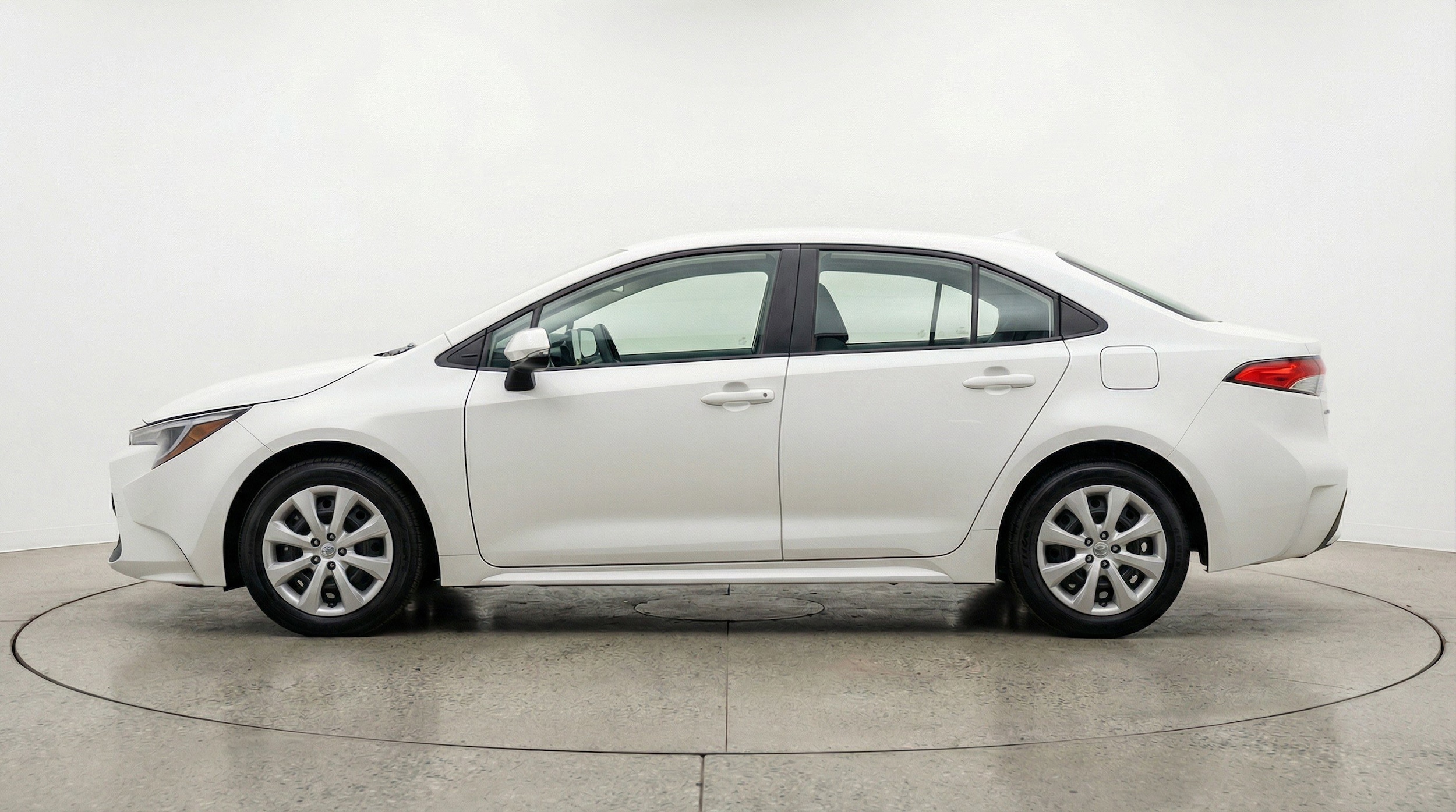 Thumbnail: 2025 Toyota Corolla - 5