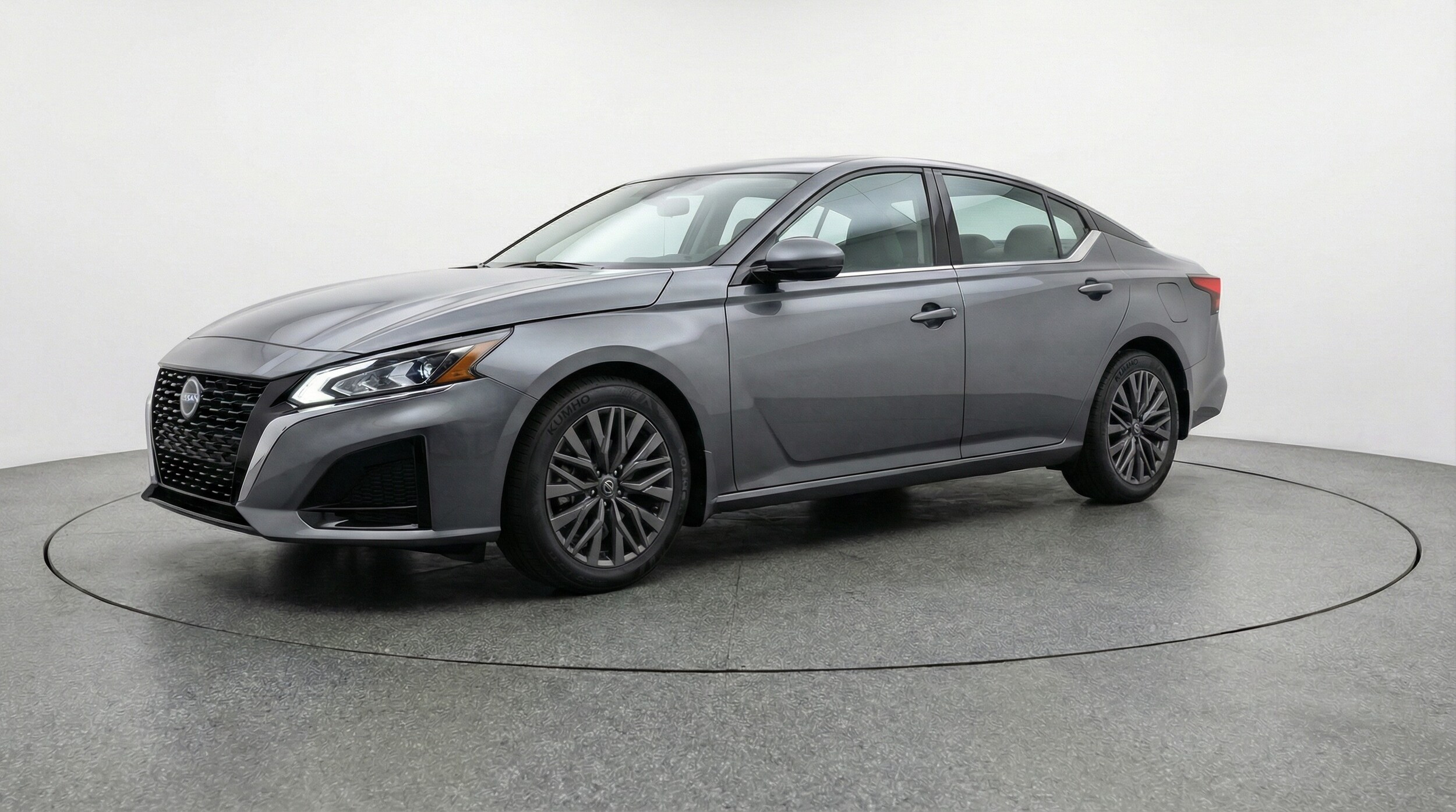 Thumbnail: 2025 Nissan Altima - 3