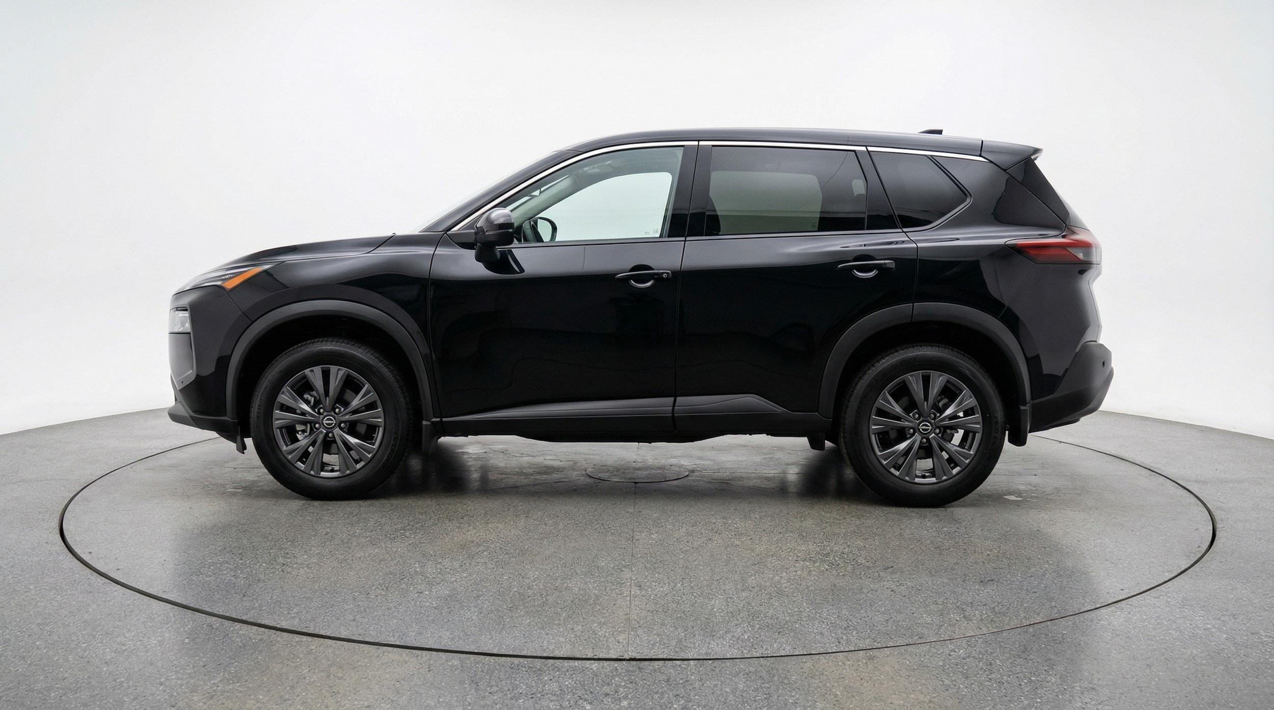 Thumbnail: 2025 Nissan Rogue - 4