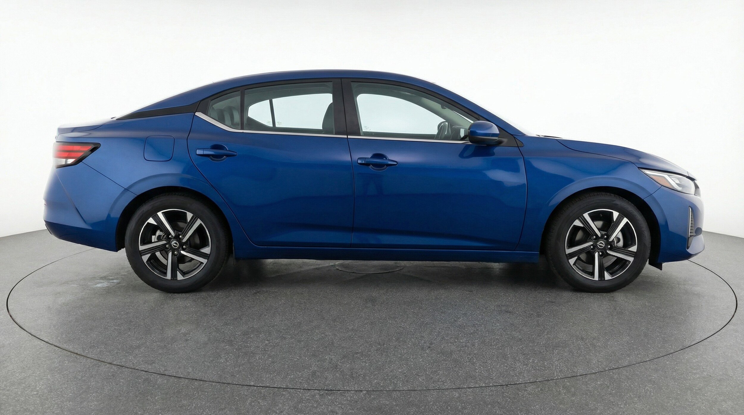 Thumbnail: 2025 Nissan Sentra - 11