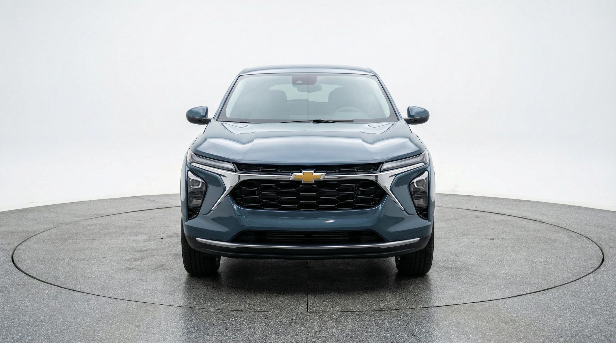 Thumbnail: 2025 Chevrolet Trax - 2