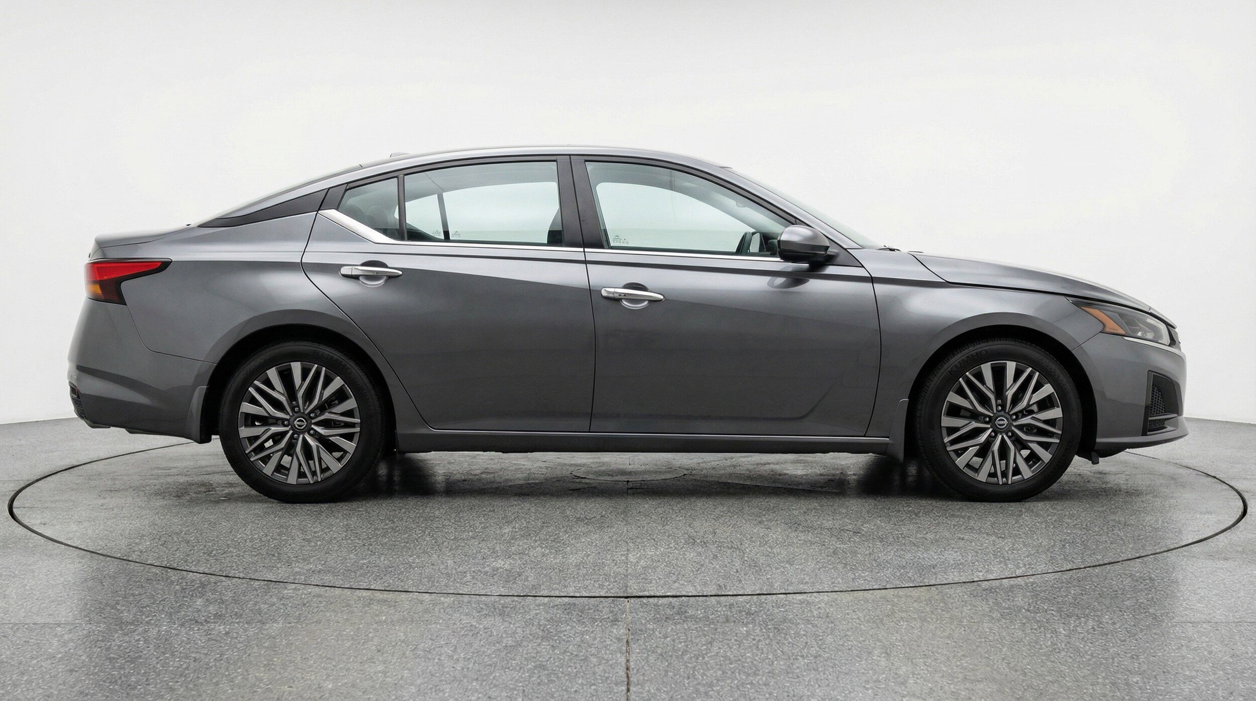 Thumbnail: 2025 Nissan Altima - 11