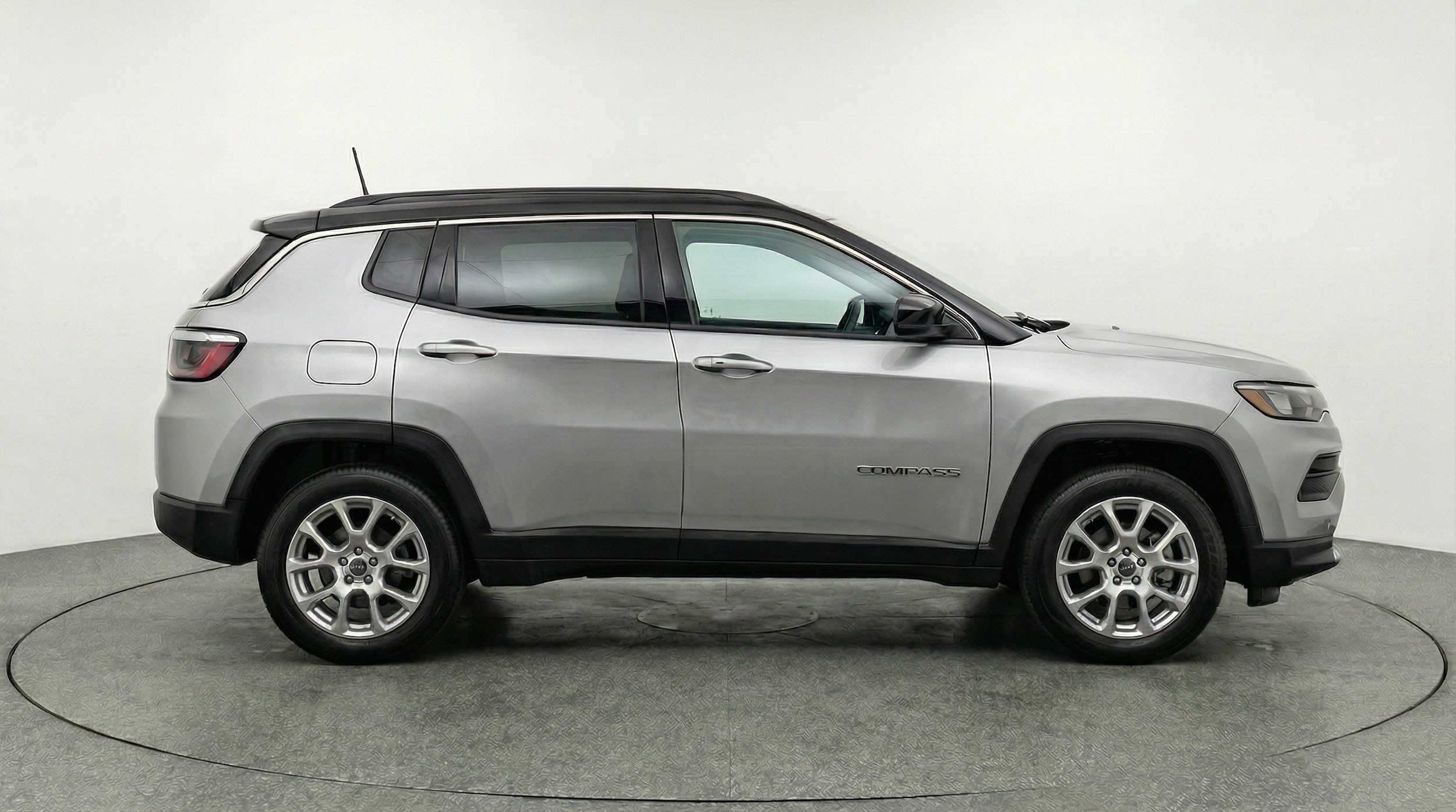 Thumbnail: 2025 Jeep Compass - 8