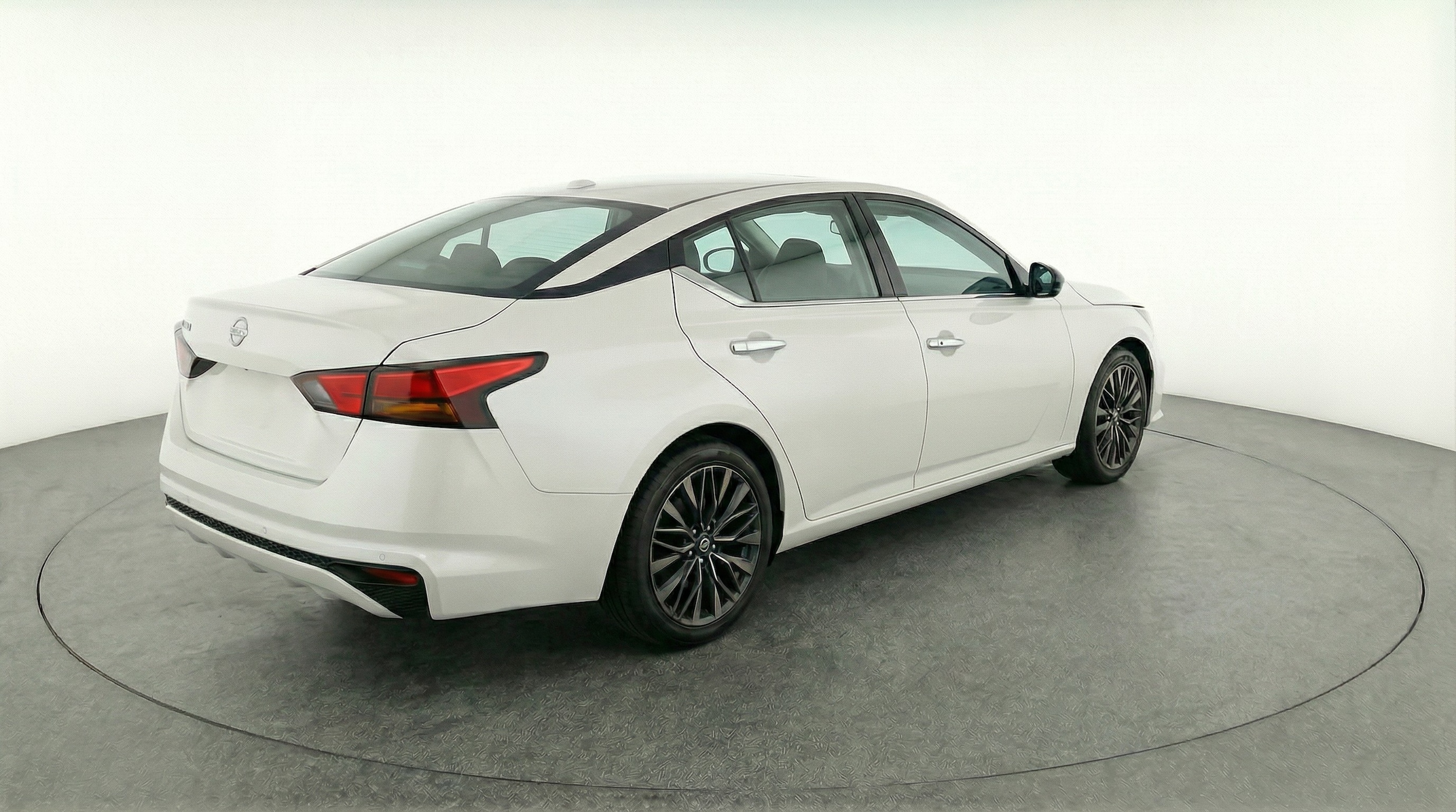 Thumbnail: 2025 Nissan Altima - 7