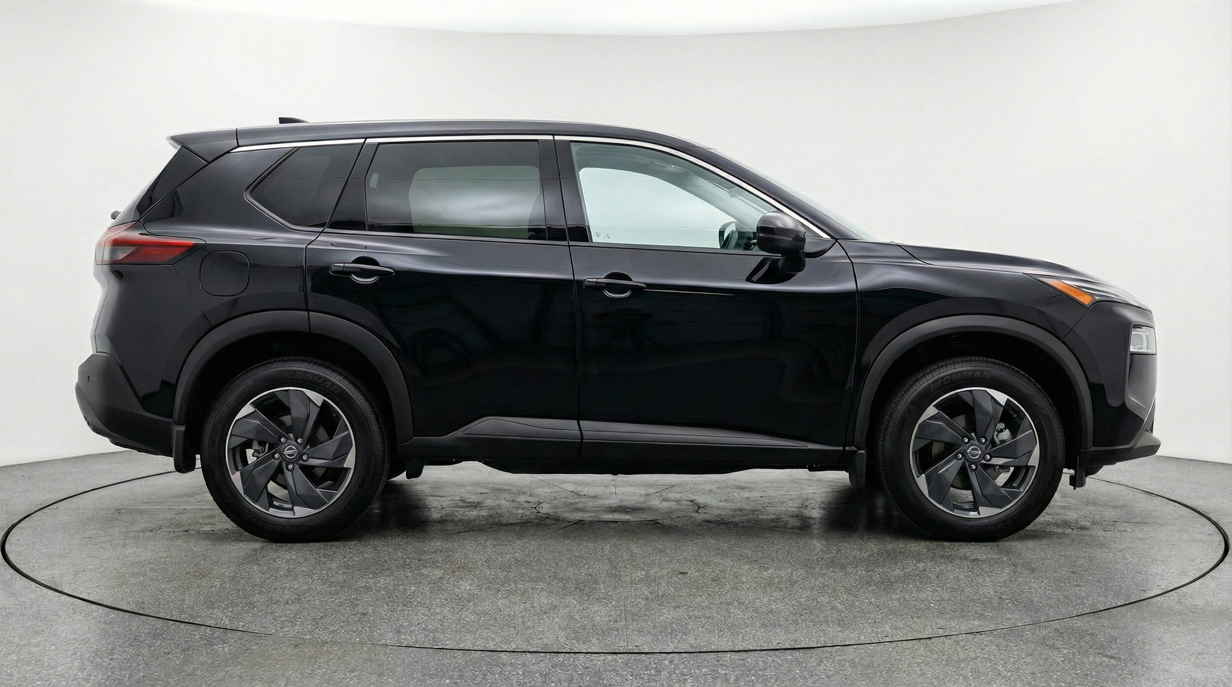 Thumbnail: 2025 Nissan Rogue - 8