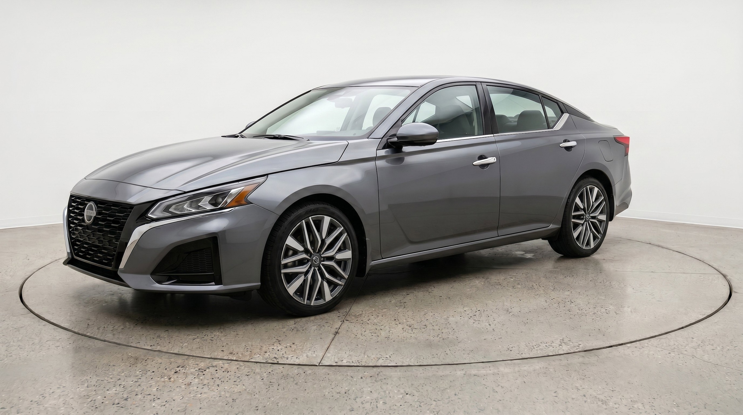 Thumbnail: 2025 Nissan Altima - 3