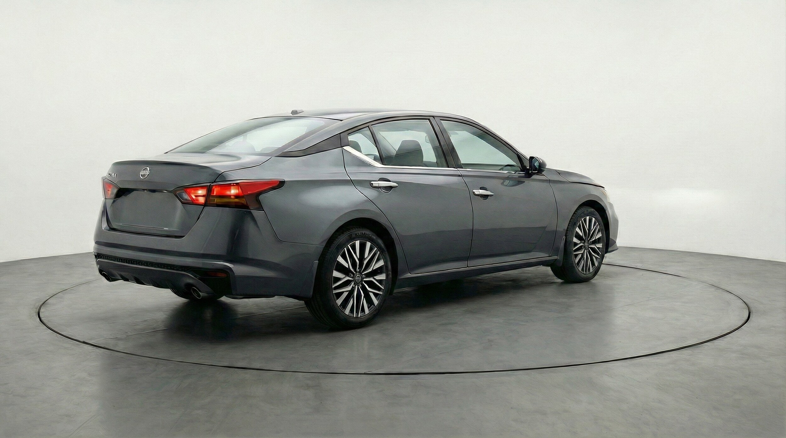 Thumbnail: 2025 Nissan Altima - 9