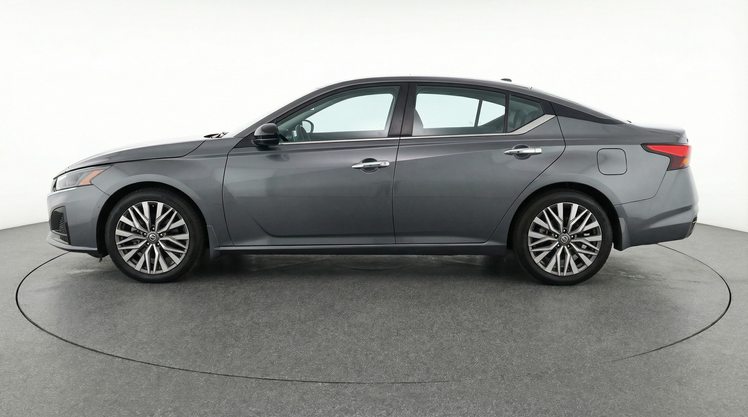 Thumbnail: 2025 Nissan Altima - 4