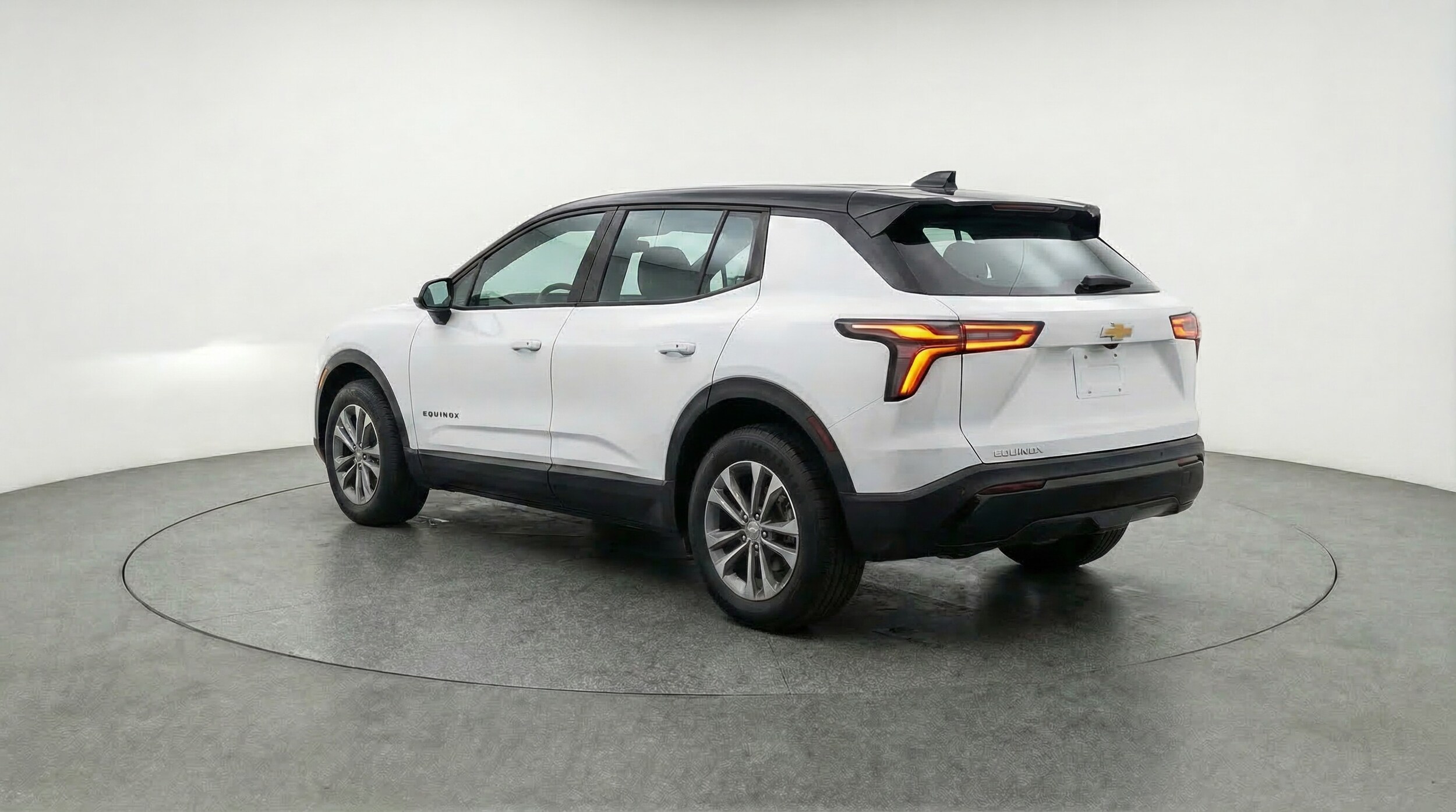 Thumbnail: 2025 Chevrolet Equinox - 5