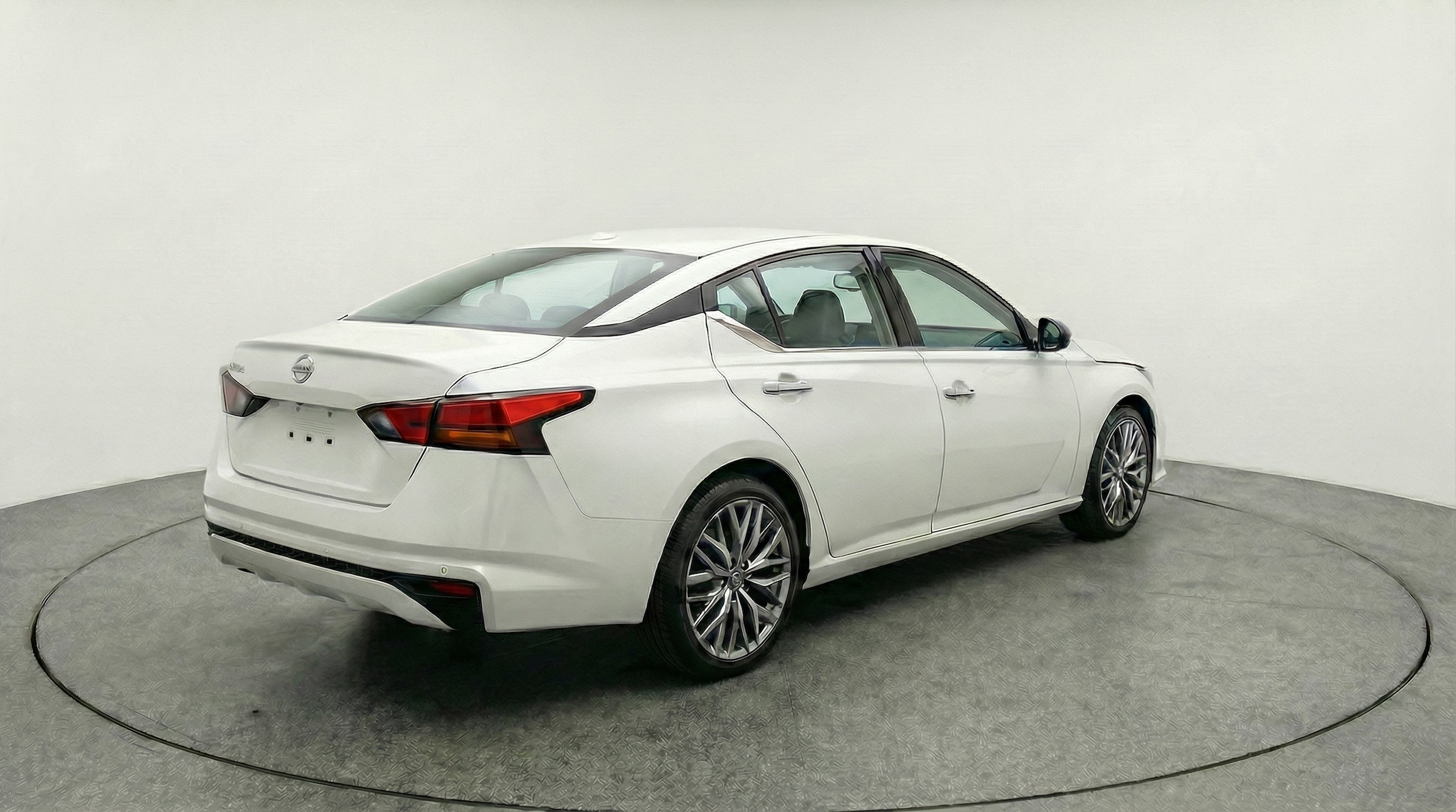 Thumbnail: 2025 Nissan Altima - 7