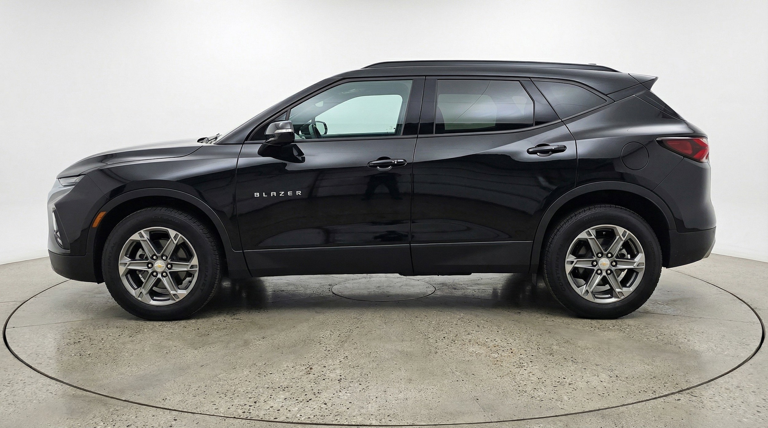 Thumbnail: 2025 Chevrolet Blazer - 5