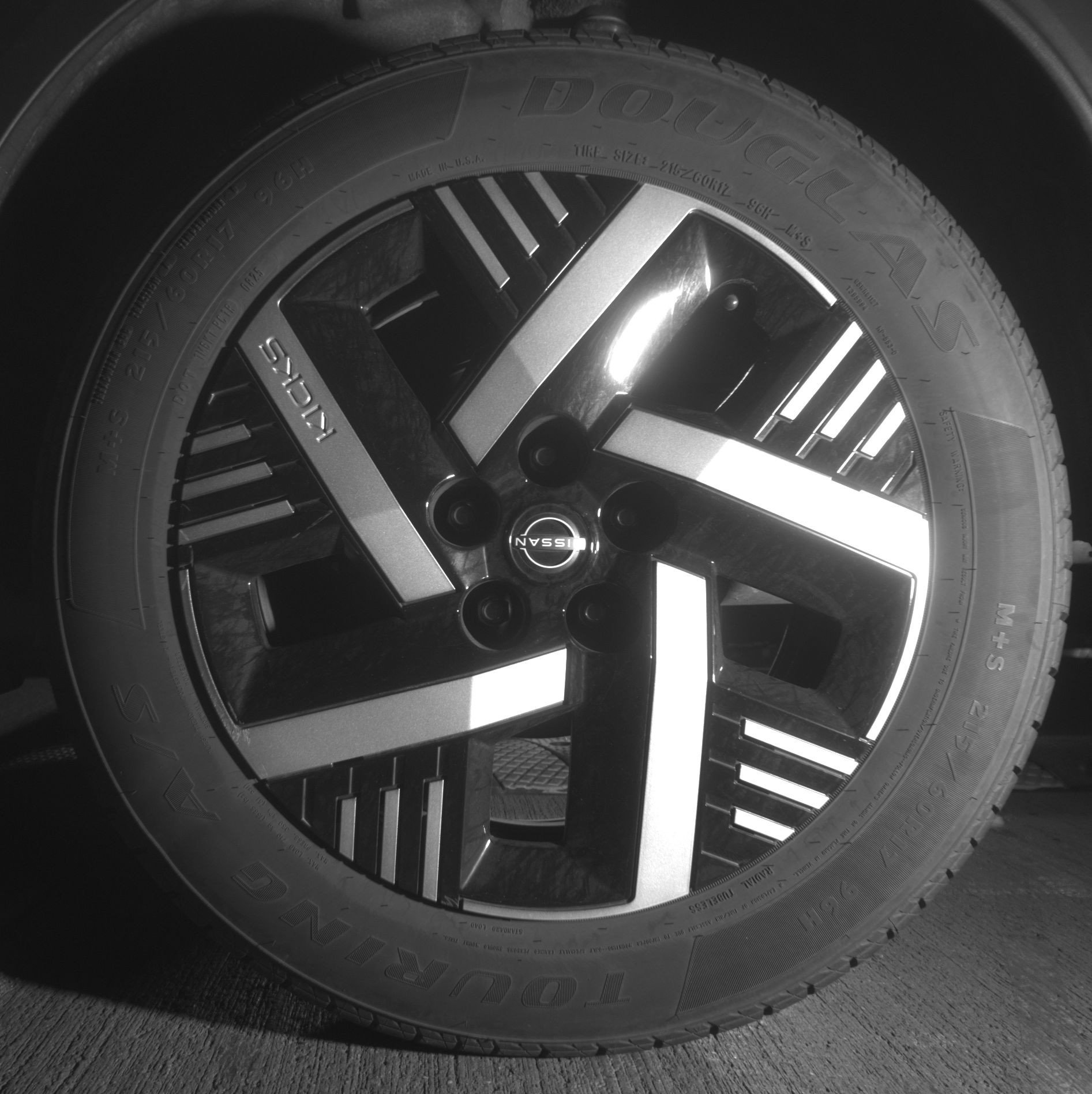 Thumbnail: 2025 Nissan Kicks - 14