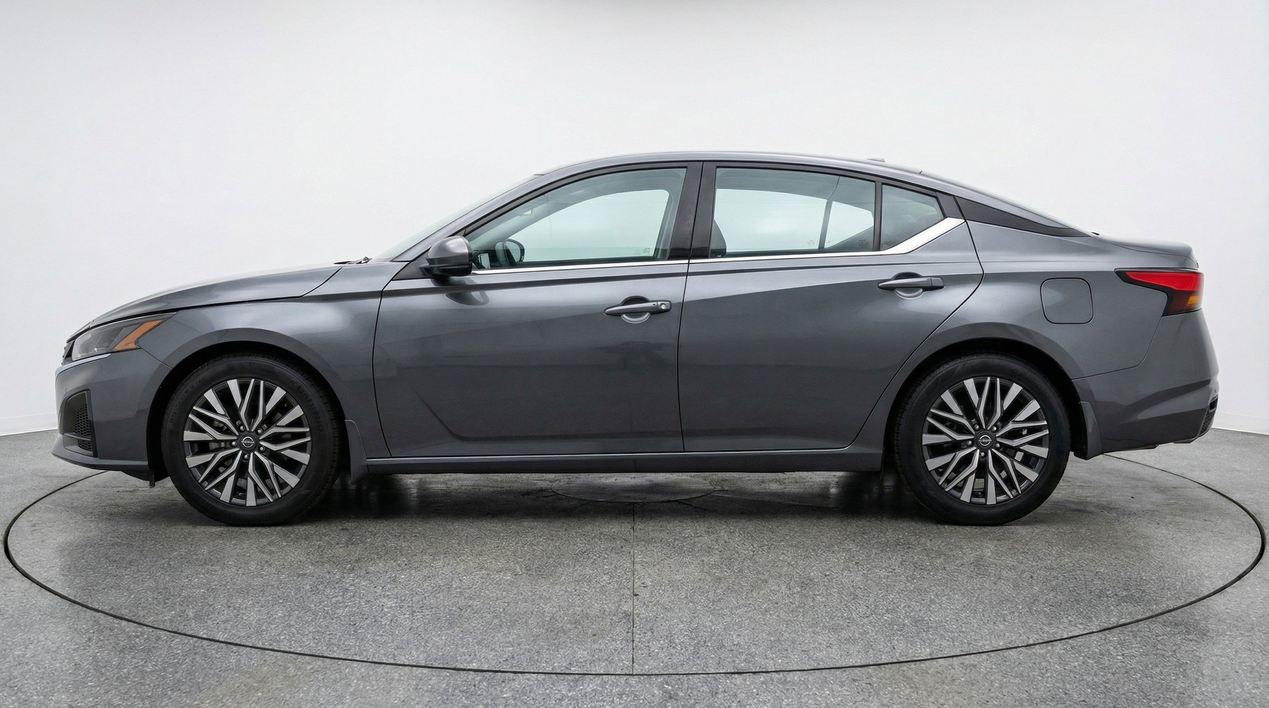 Thumbnail: 2025 Nissan Altima - 5