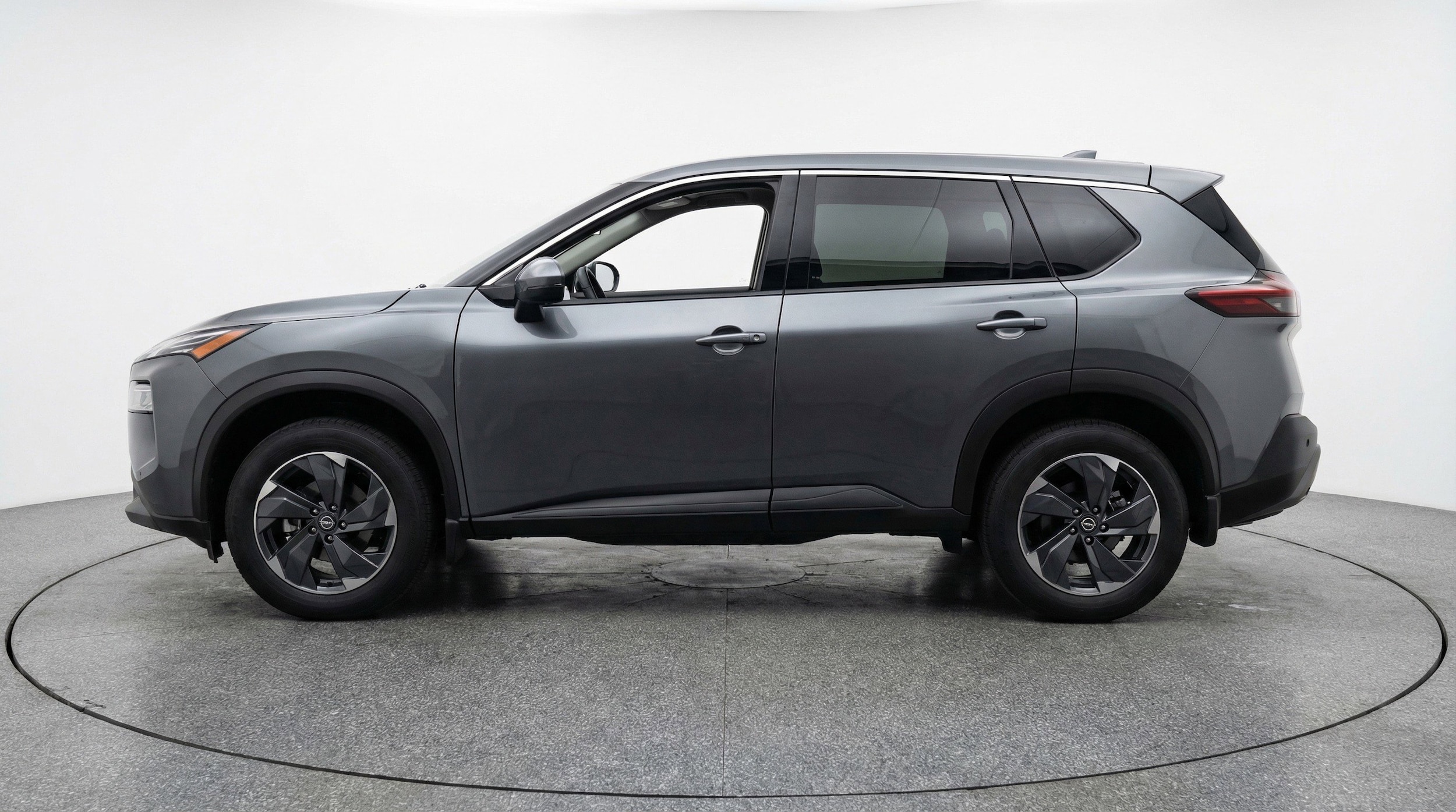 Thumbnail: 2025 Nissan Rogue - 5