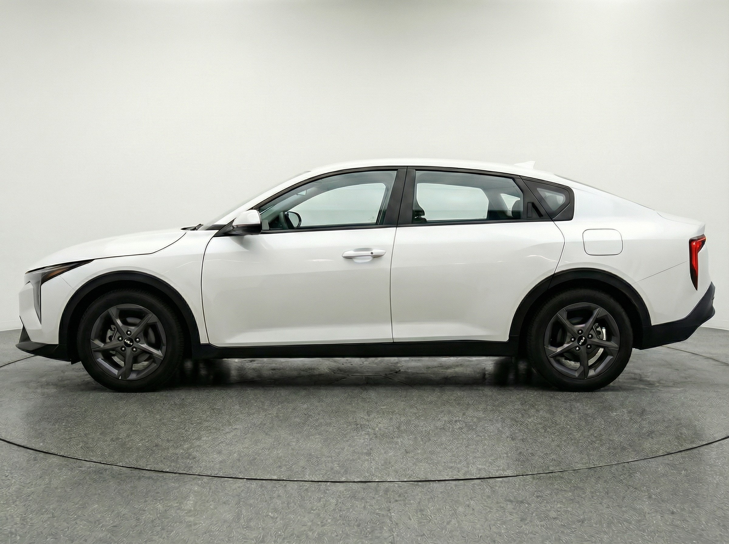 Thumbnail: 2025 Kia K4 - 4