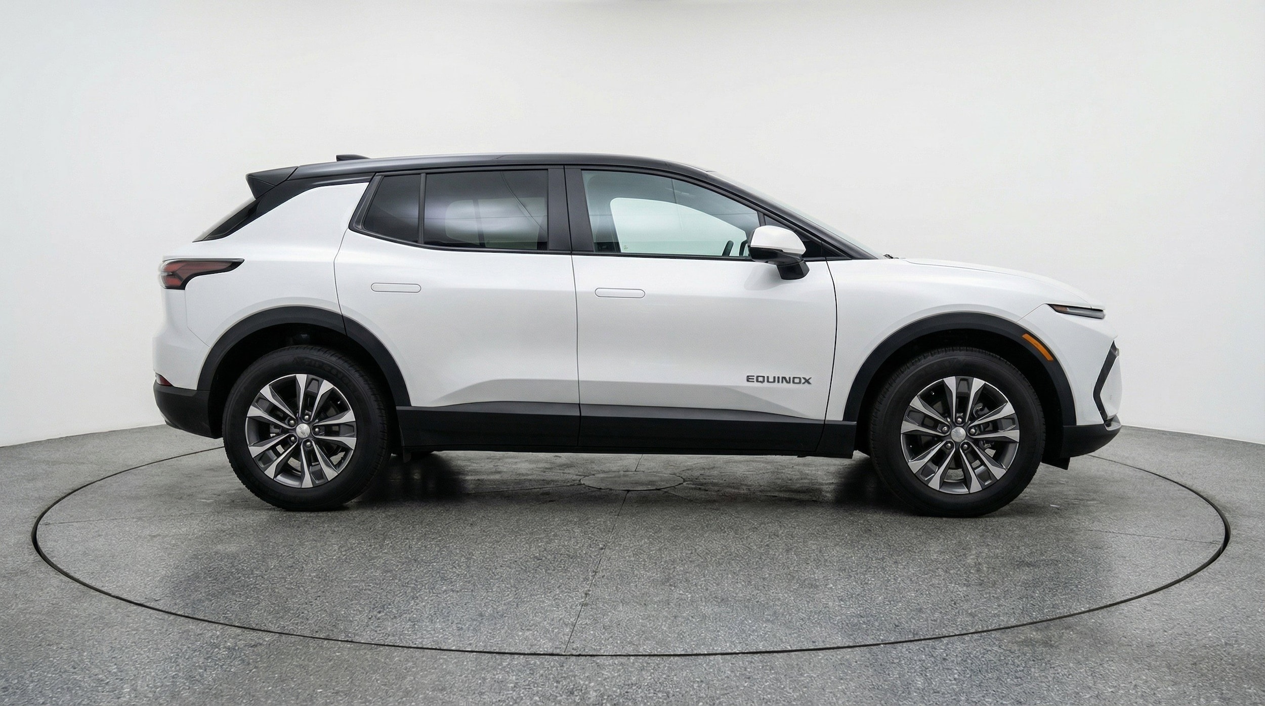 Thumbnail: 2025 Chevrolet Equinox - 11
