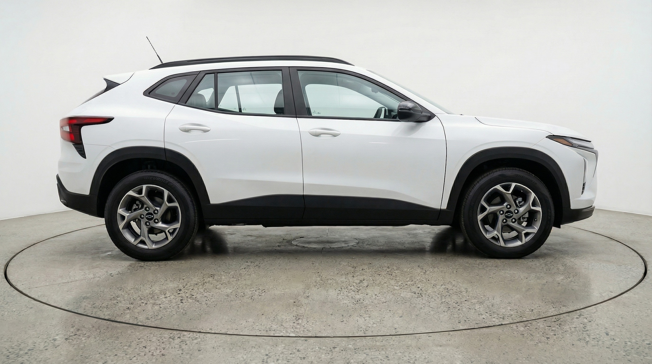 Thumbnail: 2025 Chevrolet Trax - 8