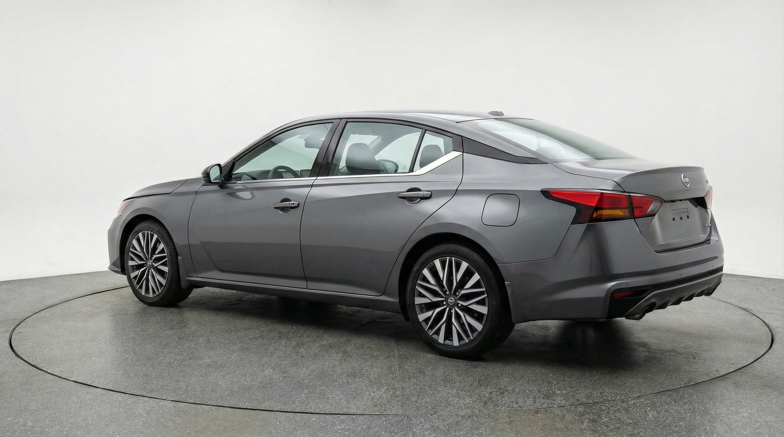 Thumbnail: 2025 Nissan Altima - 6