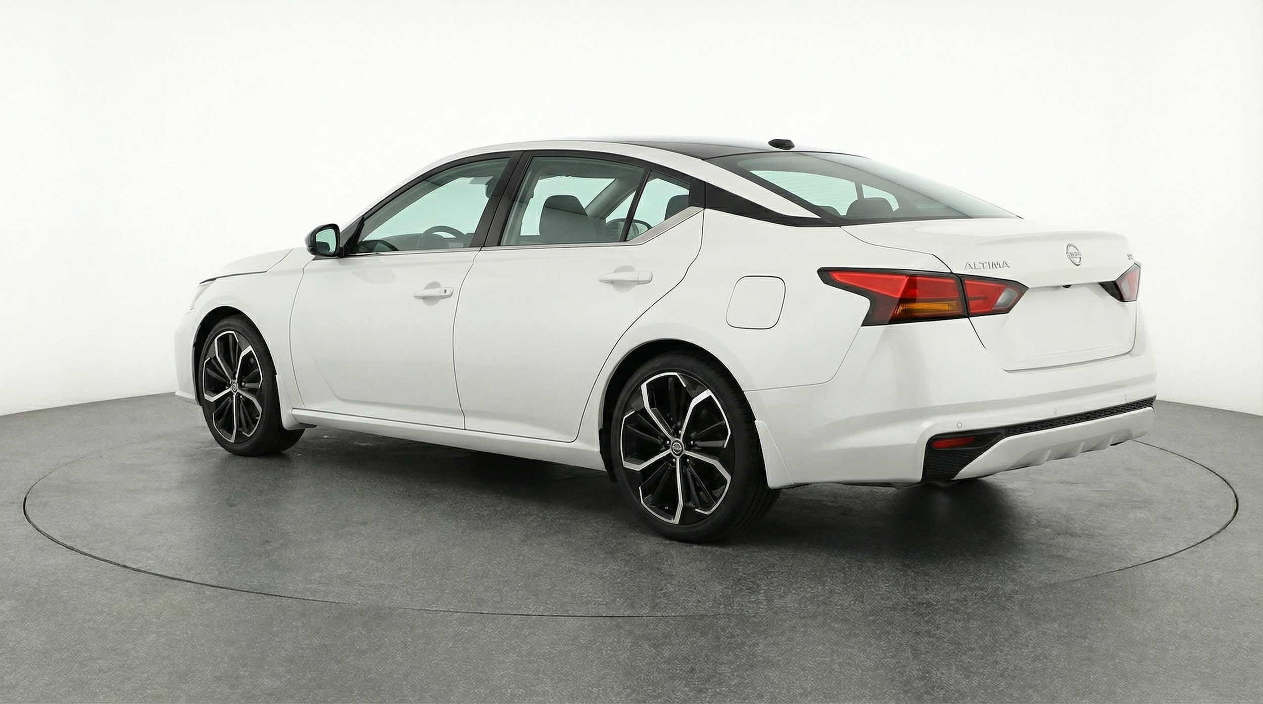 Thumbnail: 2025 Nissan Altima - 5