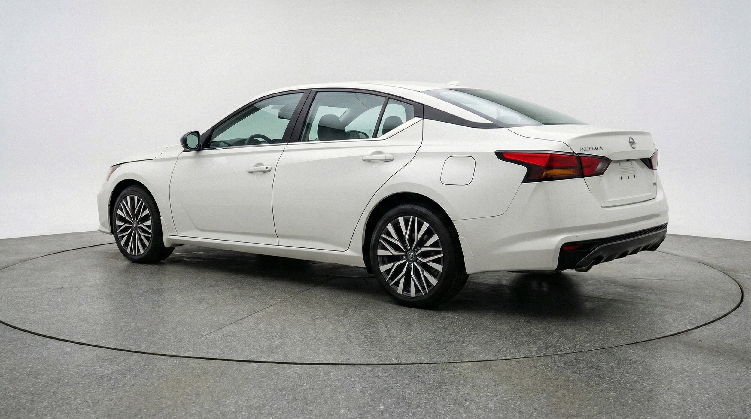 Thumbnail: 2025 Nissan Altima - 6