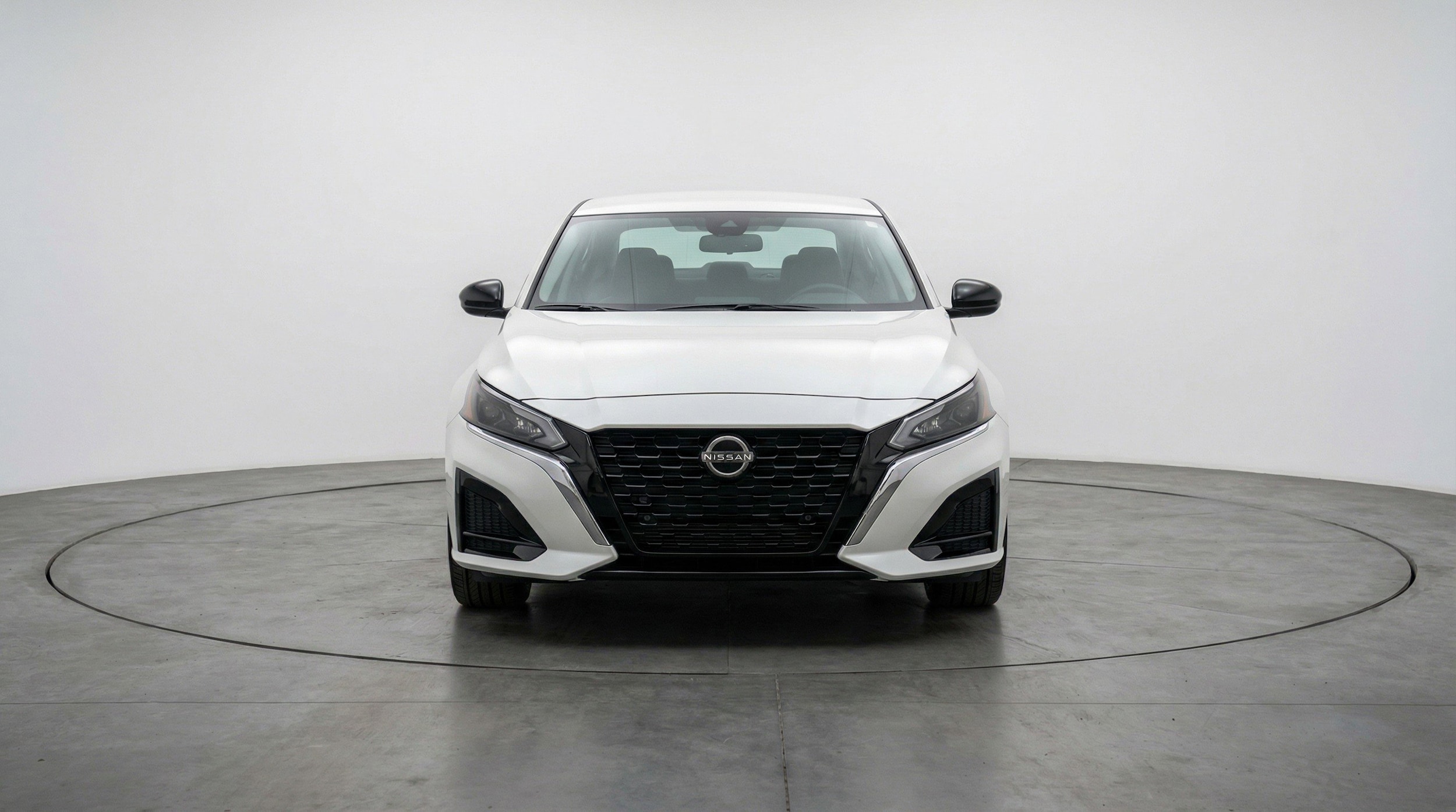 Thumbnail: 2025 Nissan Altima - 2