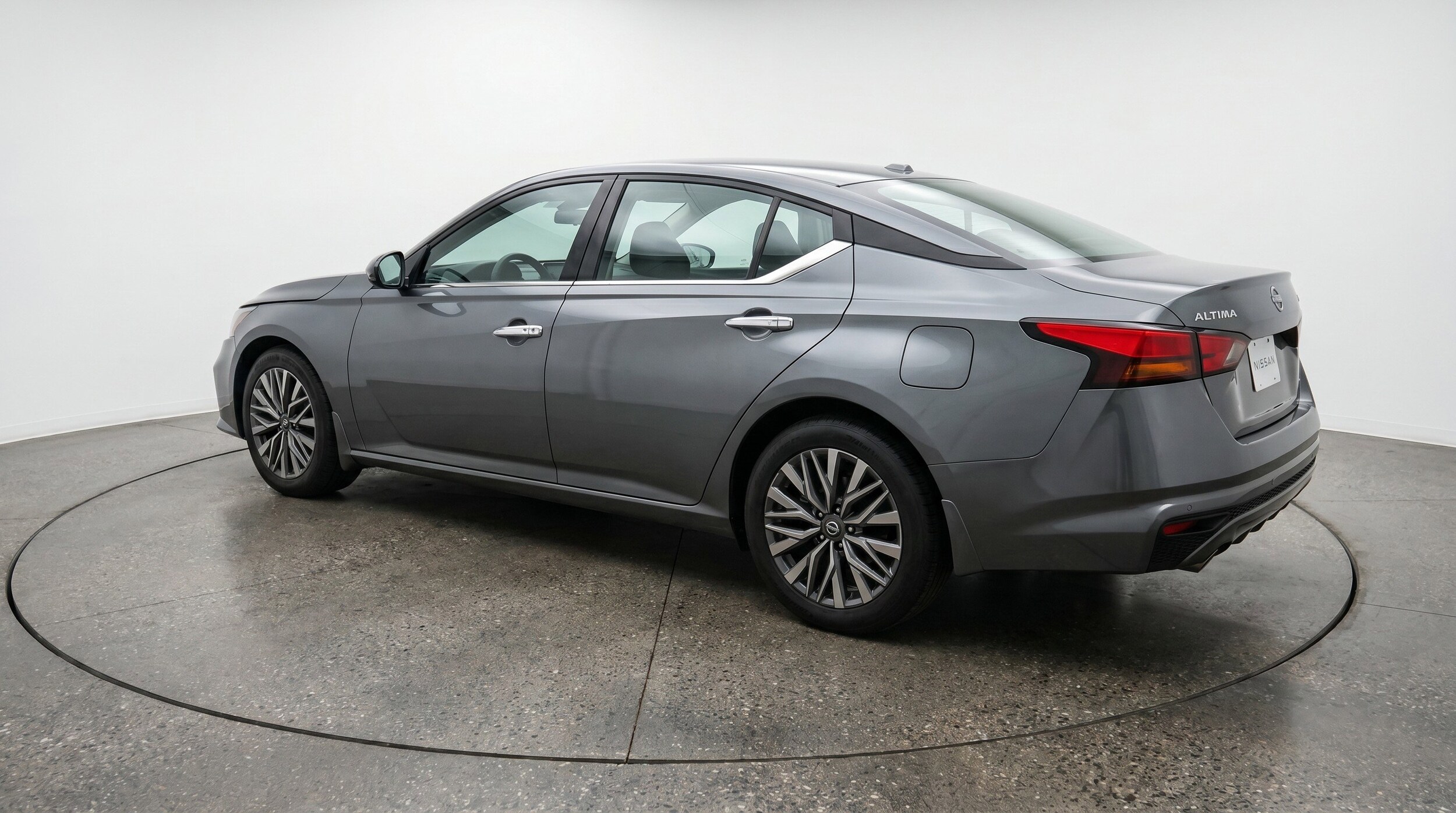 Thumbnail: 2025 Nissan Altima - 6
