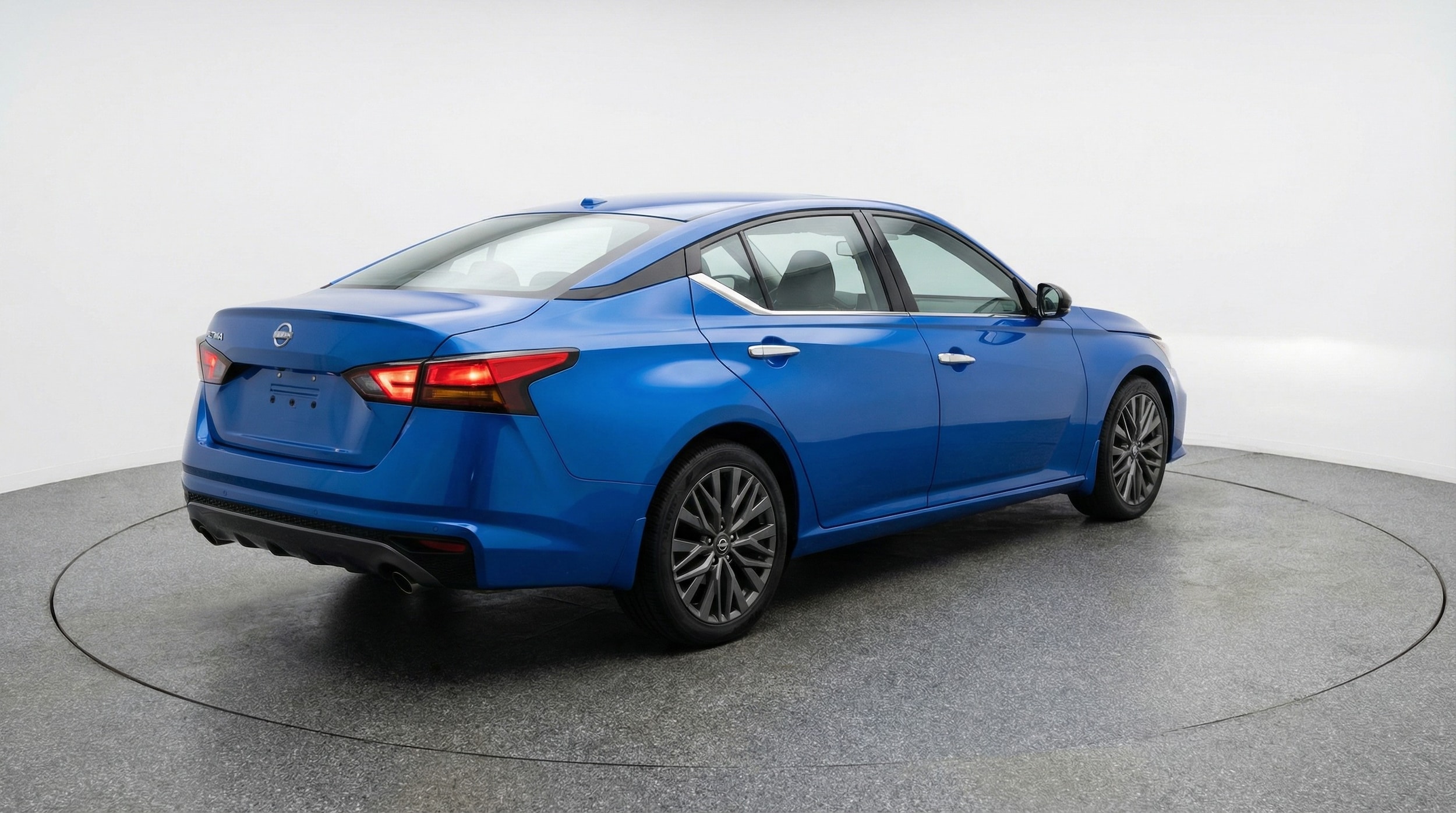 Thumbnail: 2025 Nissan Altima - 7