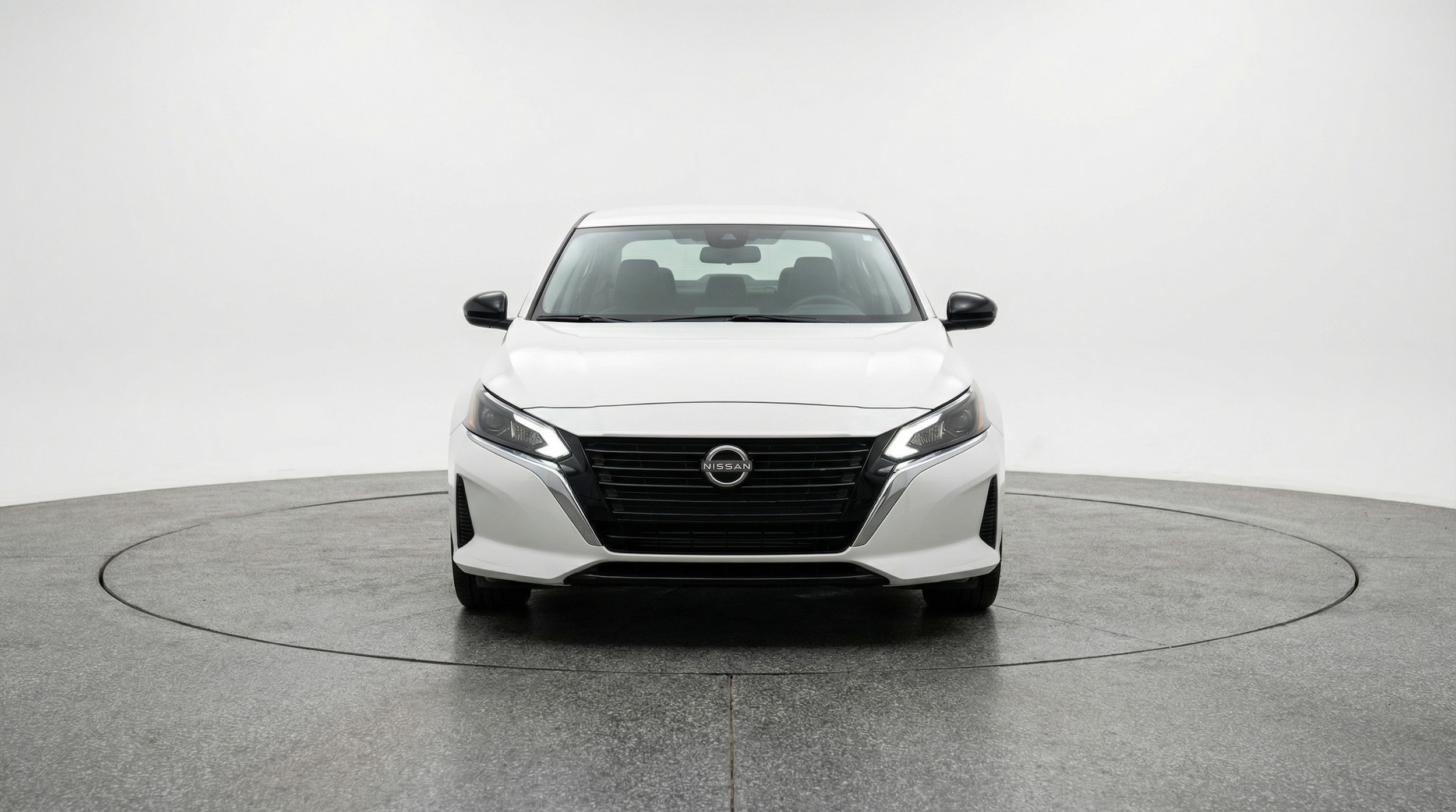 Thumbnail: 2025 Nissan Altima - 2