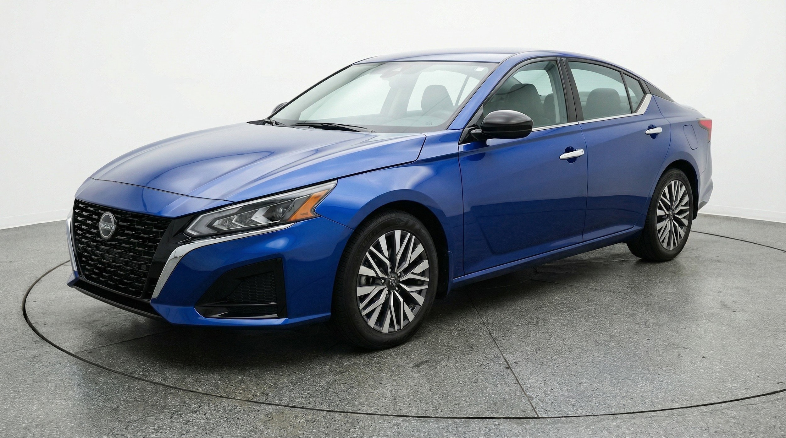 Thumbnail: 2025 Nissan Altima - 3