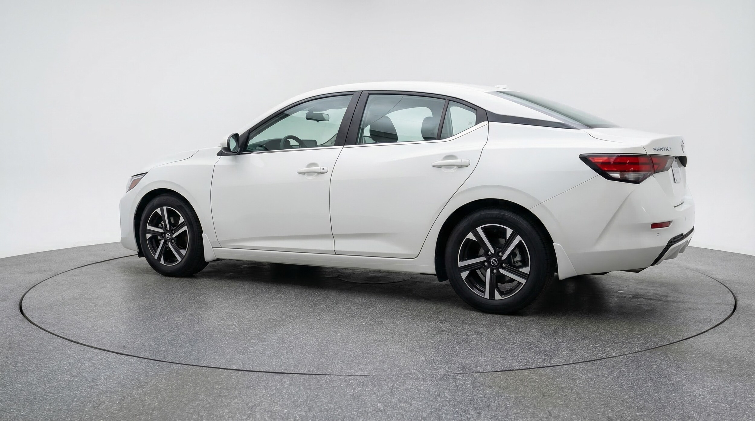 Thumbnail: 2025 Nissan Sentra - 5