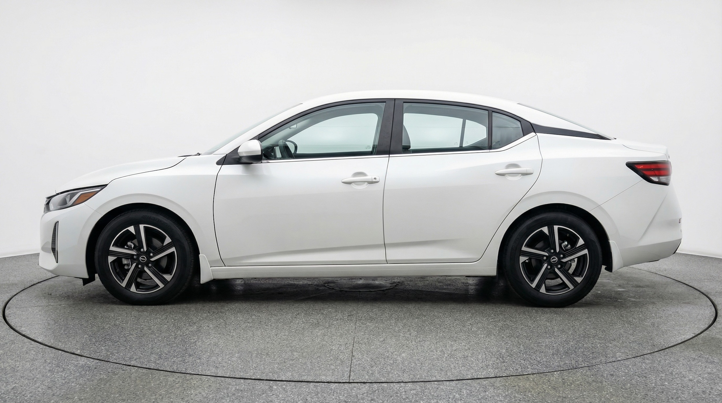 Thumbnail: 2025 Nissan Sentra - 4