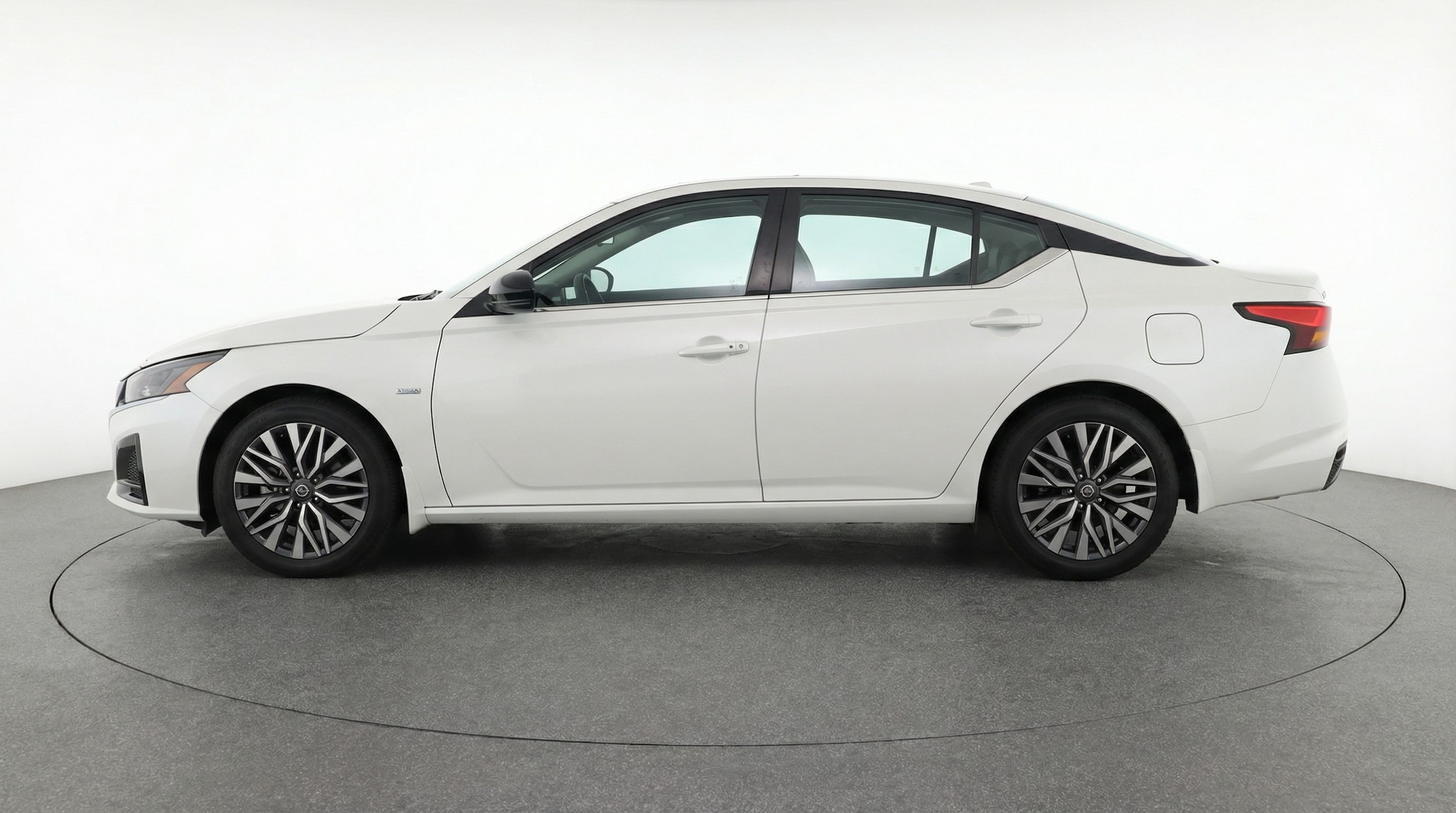 Thumbnail: 2025 Nissan Altima - 4