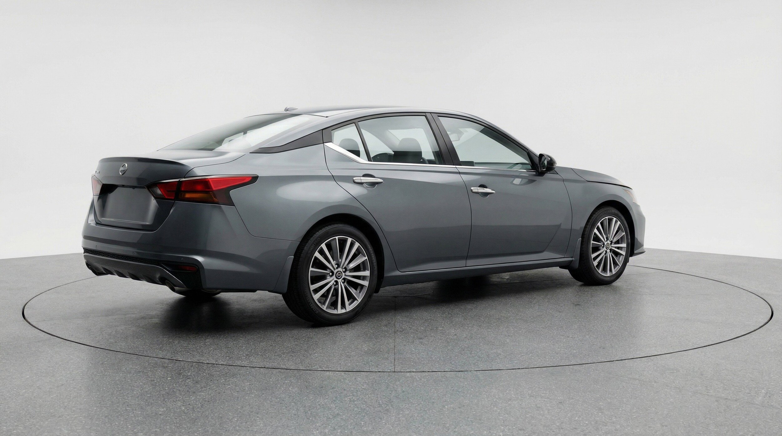 Thumbnail: 2025 Nissan Altima - 9