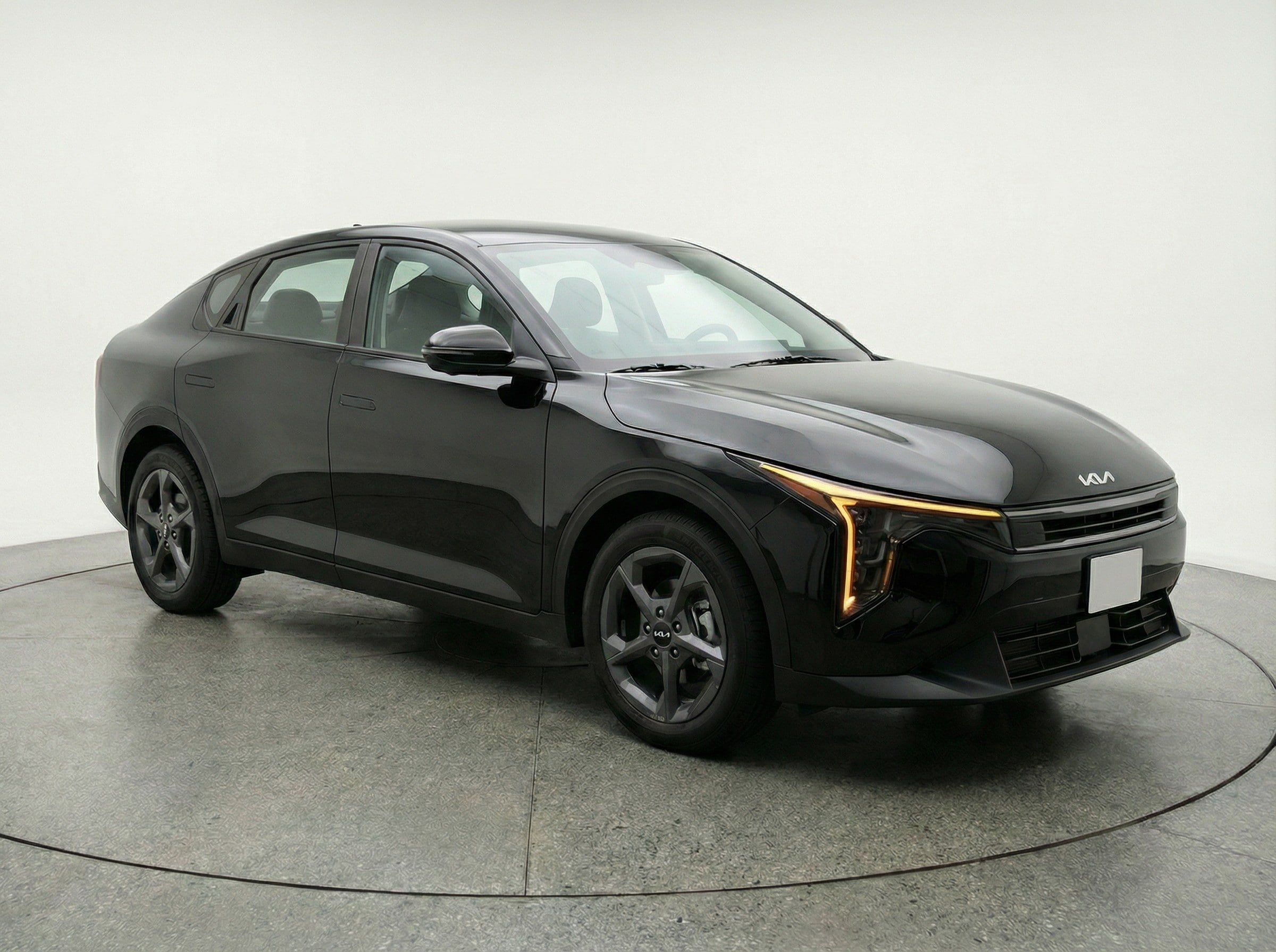 Thumbnail: 2025 Kia K4 - 1