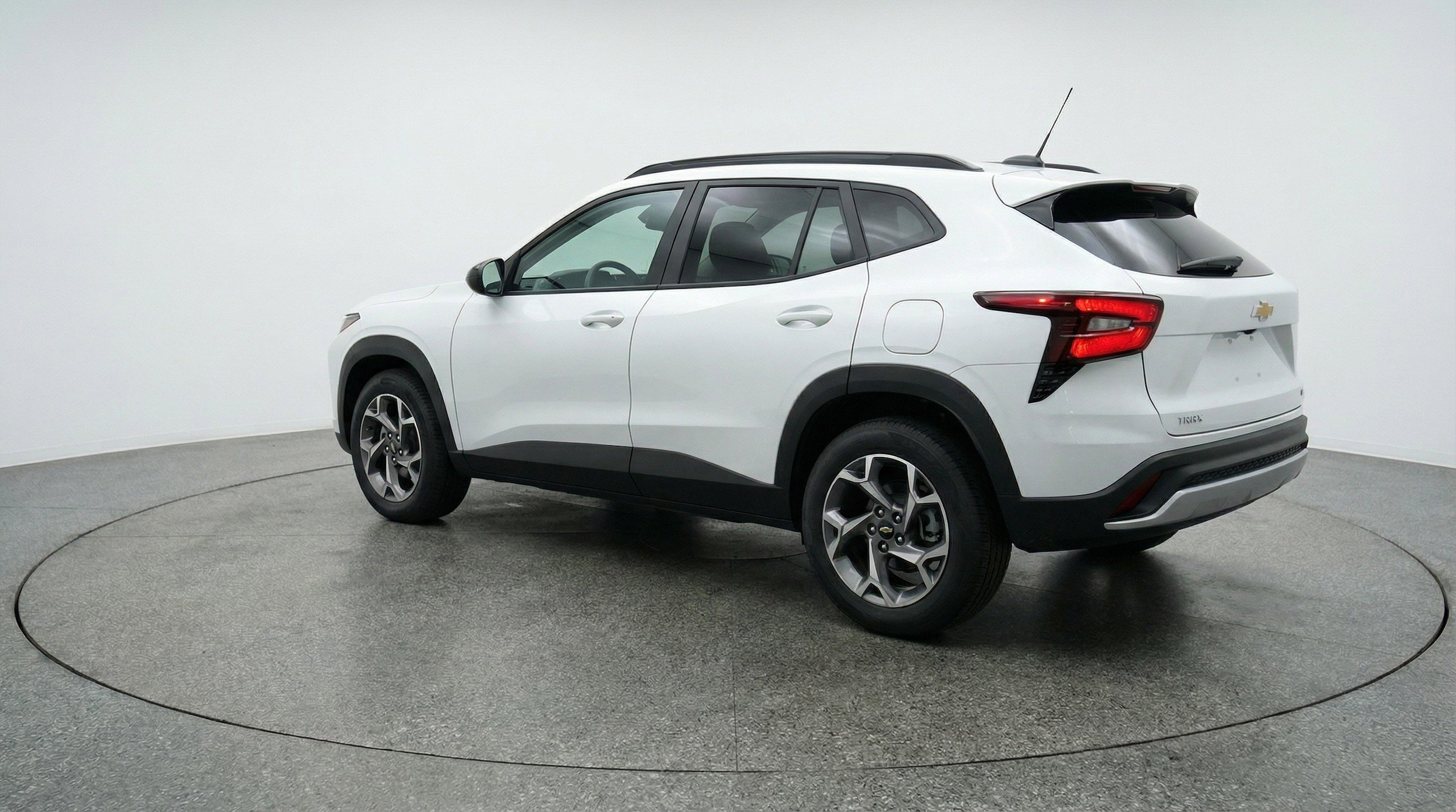 Thumbnail: 2025 Chevrolet Trax - 6