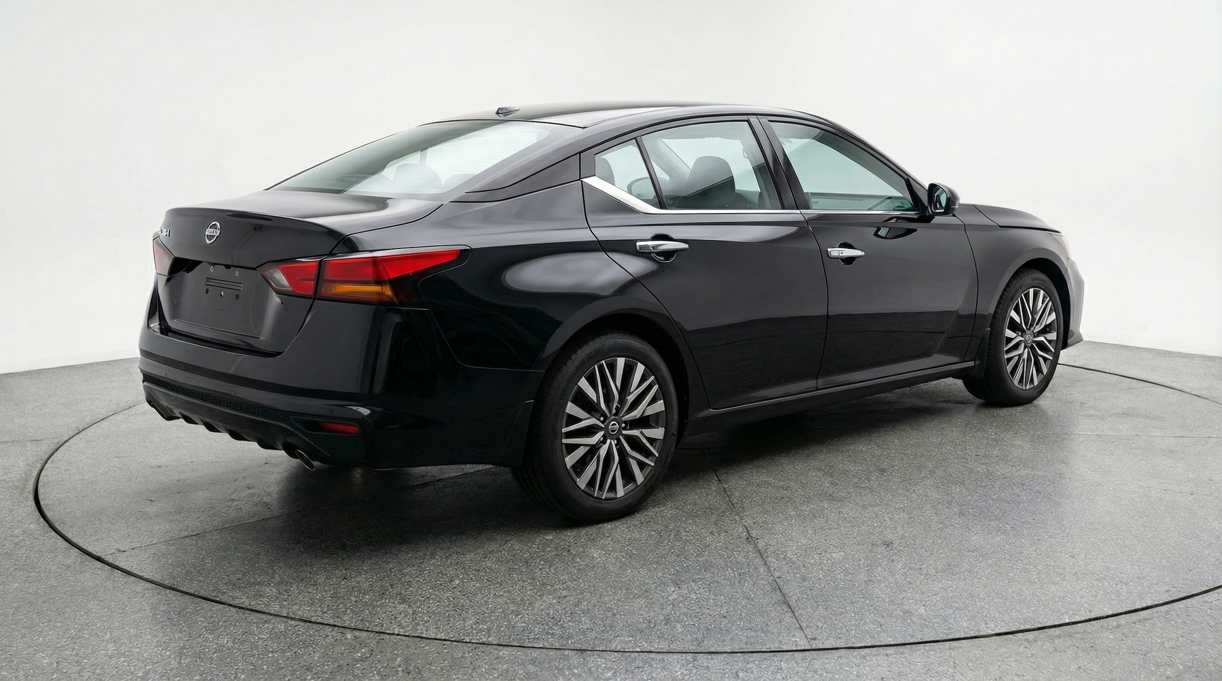 Thumbnail: 2025 Nissan Altima - 7