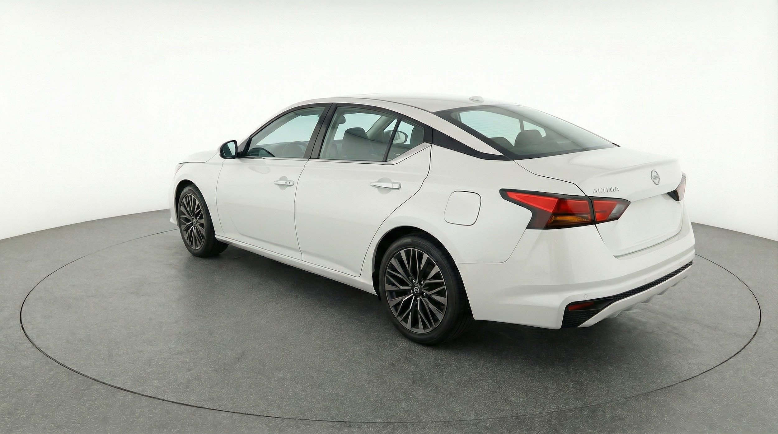 Thumbnail: 2025 Nissan Altima - 5