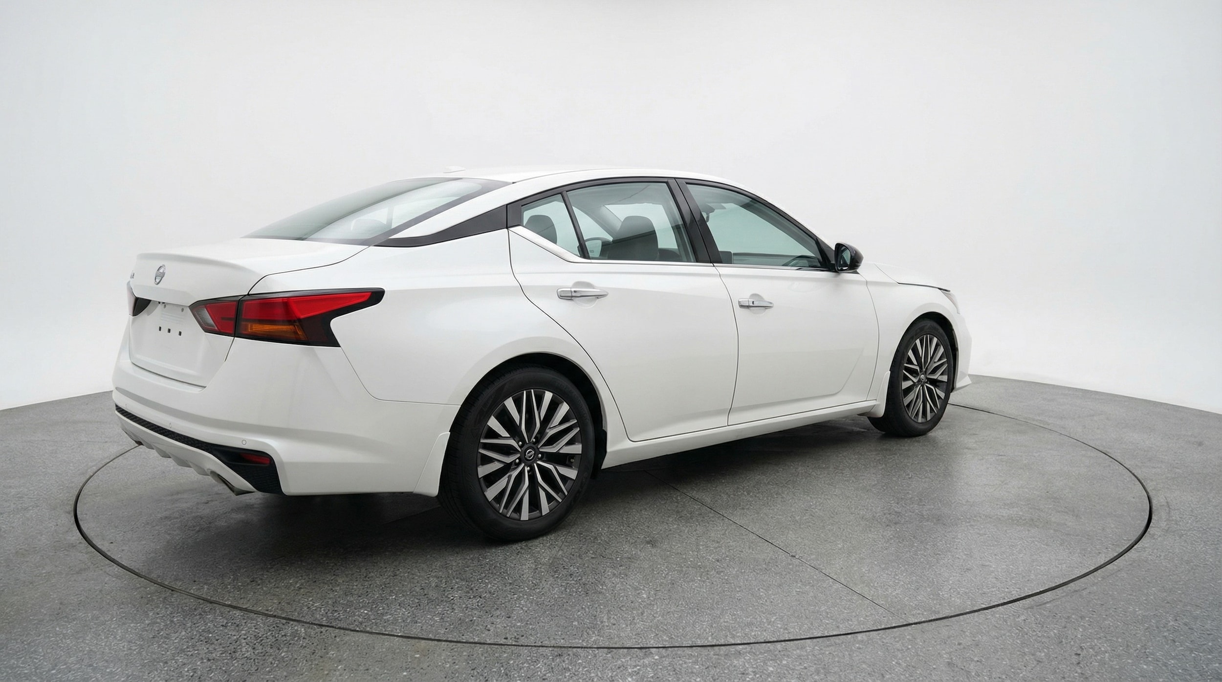 Thumbnail: 2025 Nissan Altima - 7